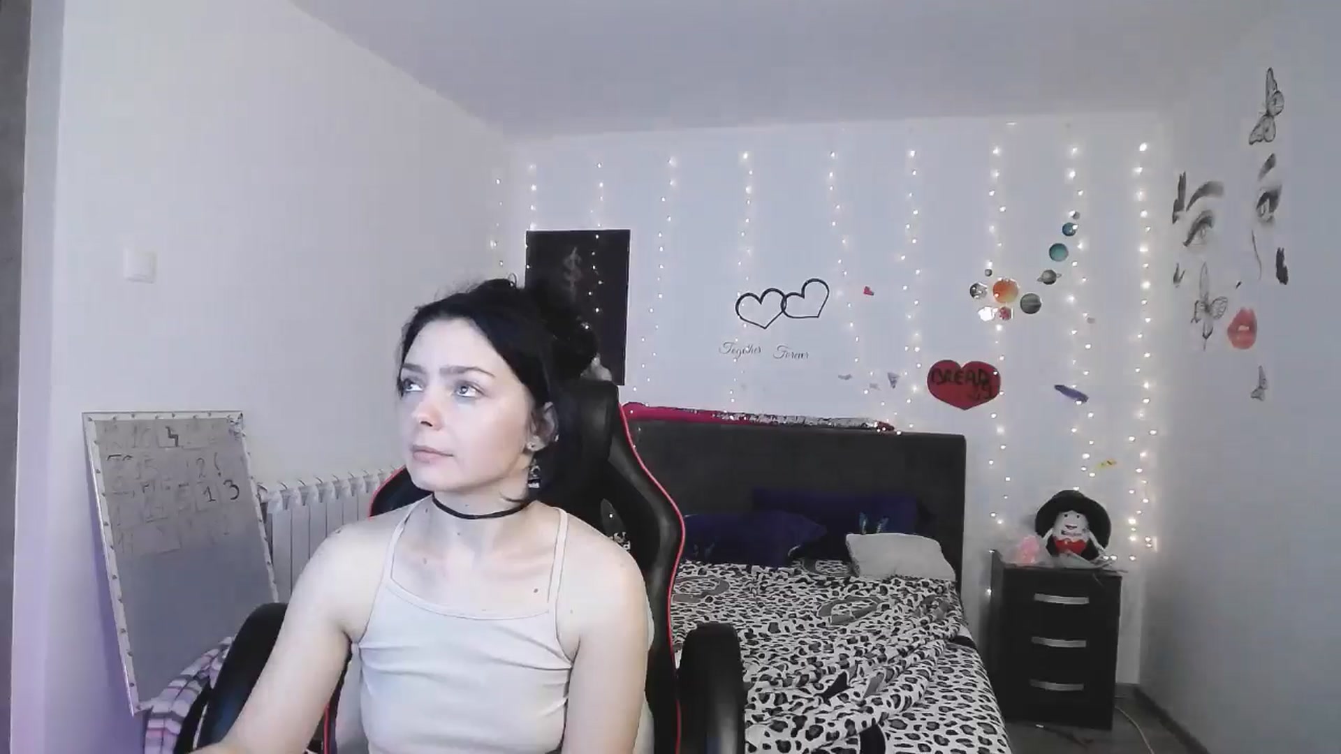 Gallery image thumbnail from YreneA's myfreecams stream on, 04/05/2025, 18:02 image 13 of 20