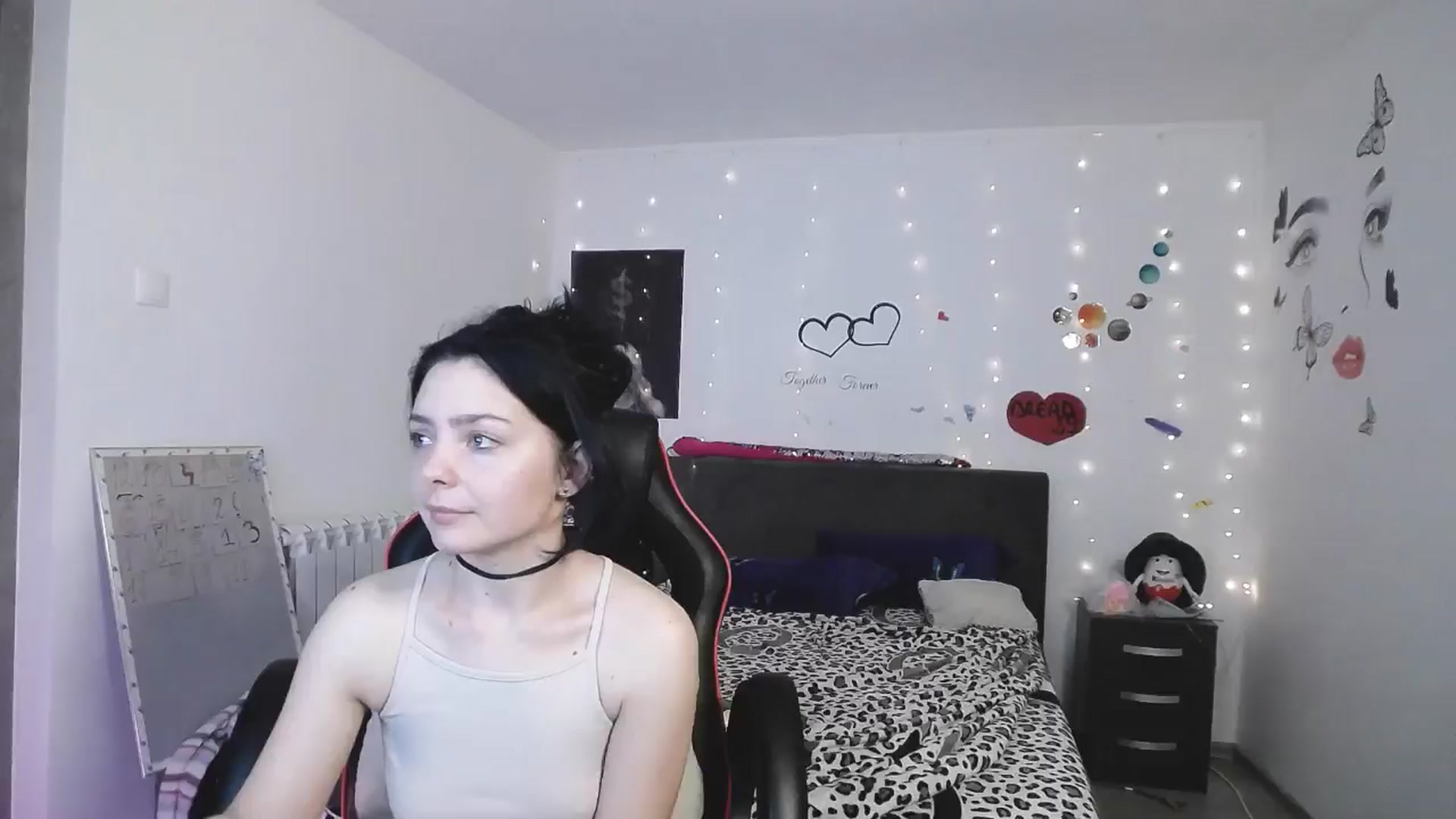 Gallery image thumbnail from YreneA's myfreecams stream on, 04/05/2025, 18:02 image 18 of 20