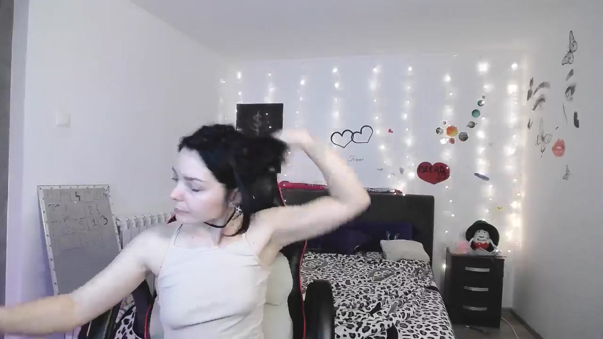 Gallery image thumbnail from YreneA's myfreecams stream on, 04/05/2025, 18:02 image 10 of 20