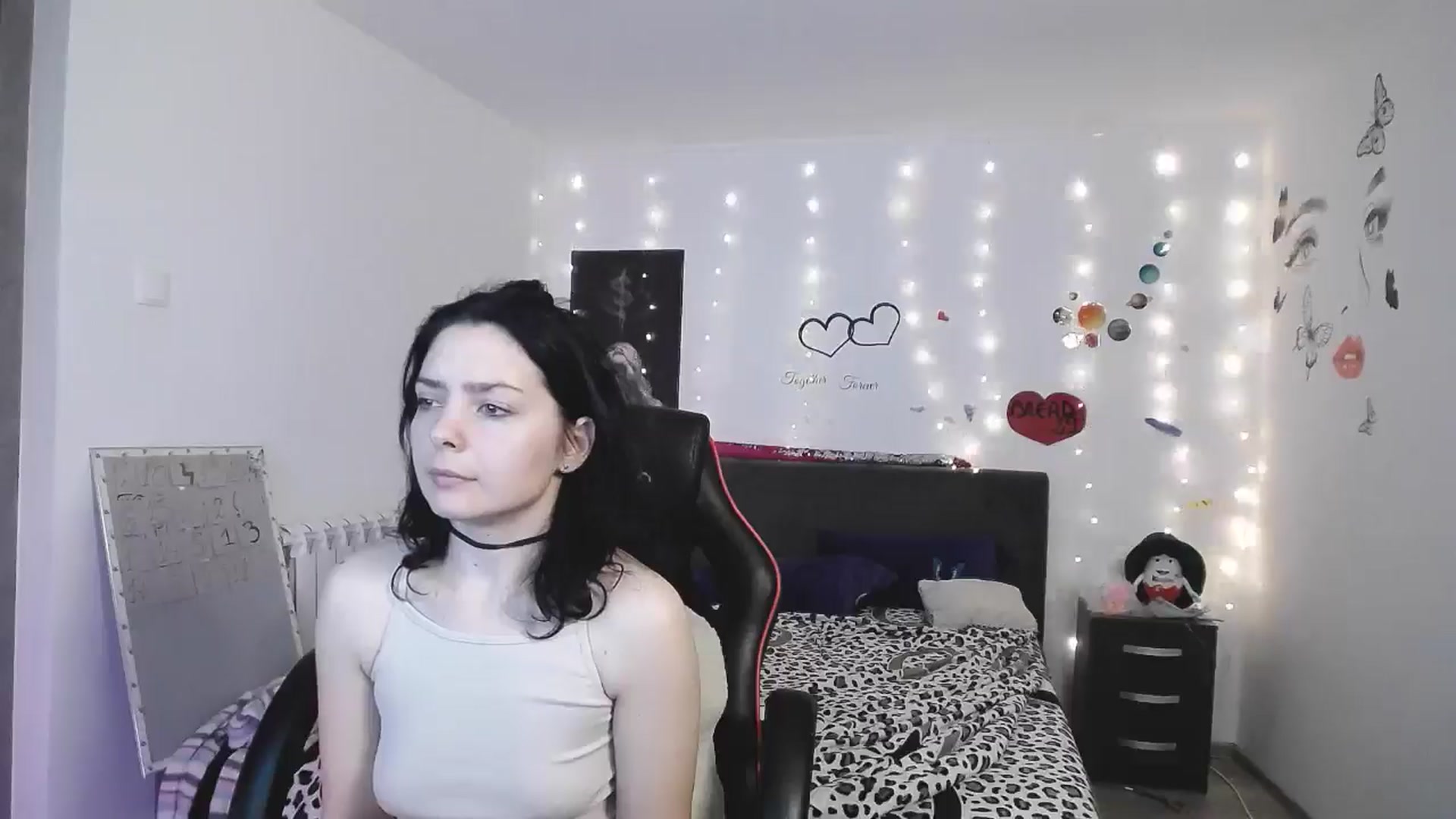Gallery image thumbnail from YreneA's myfreecams stream on, 04/05/2025, 18:02 image 6 of 20