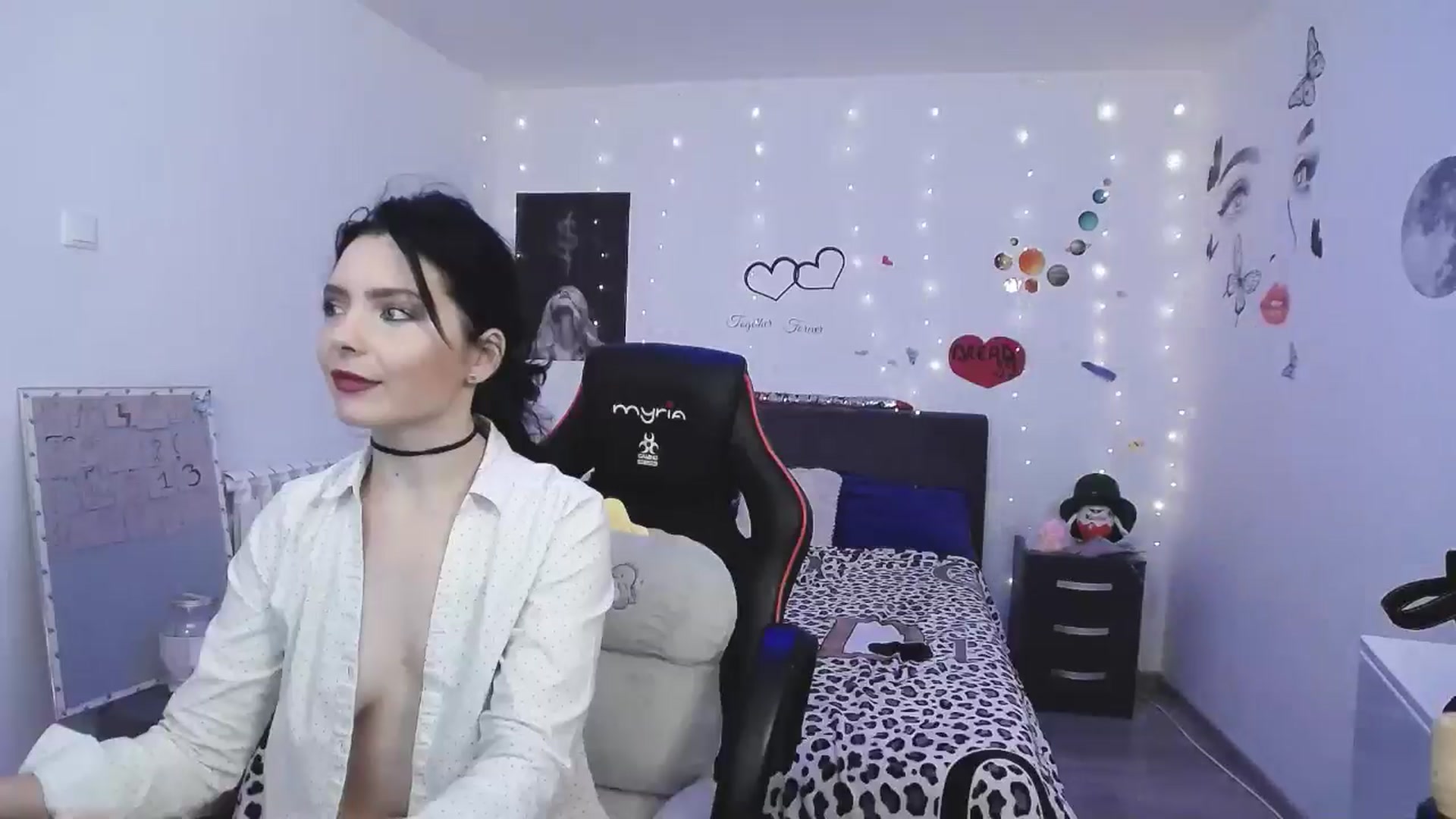 Gallery image thumbnail from YreneA's myfreecams stream on, 04/07/2025, 08:37 image 5 of 20