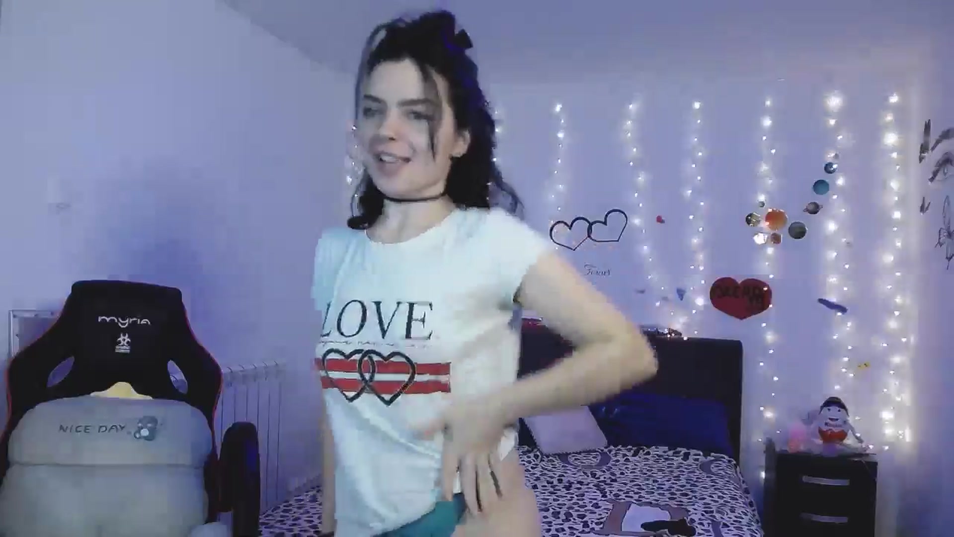 Gallery image thumbnail from YreneA's myfreecams stream on, 04/07/2025, 16:24 image 10 of 20