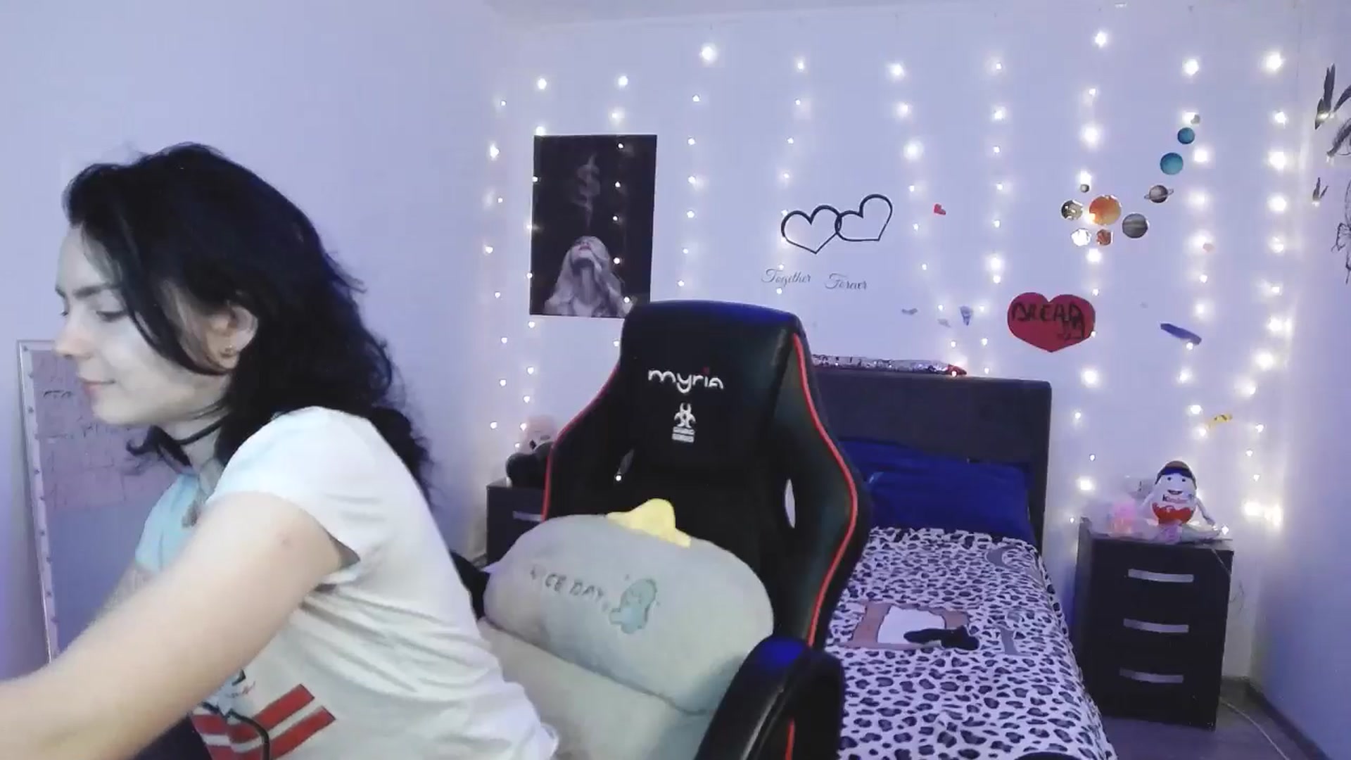 Gallery image thumbnail from YreneA's myfreecams stream on, 04/07/2025, 16:24 image 6 of 20