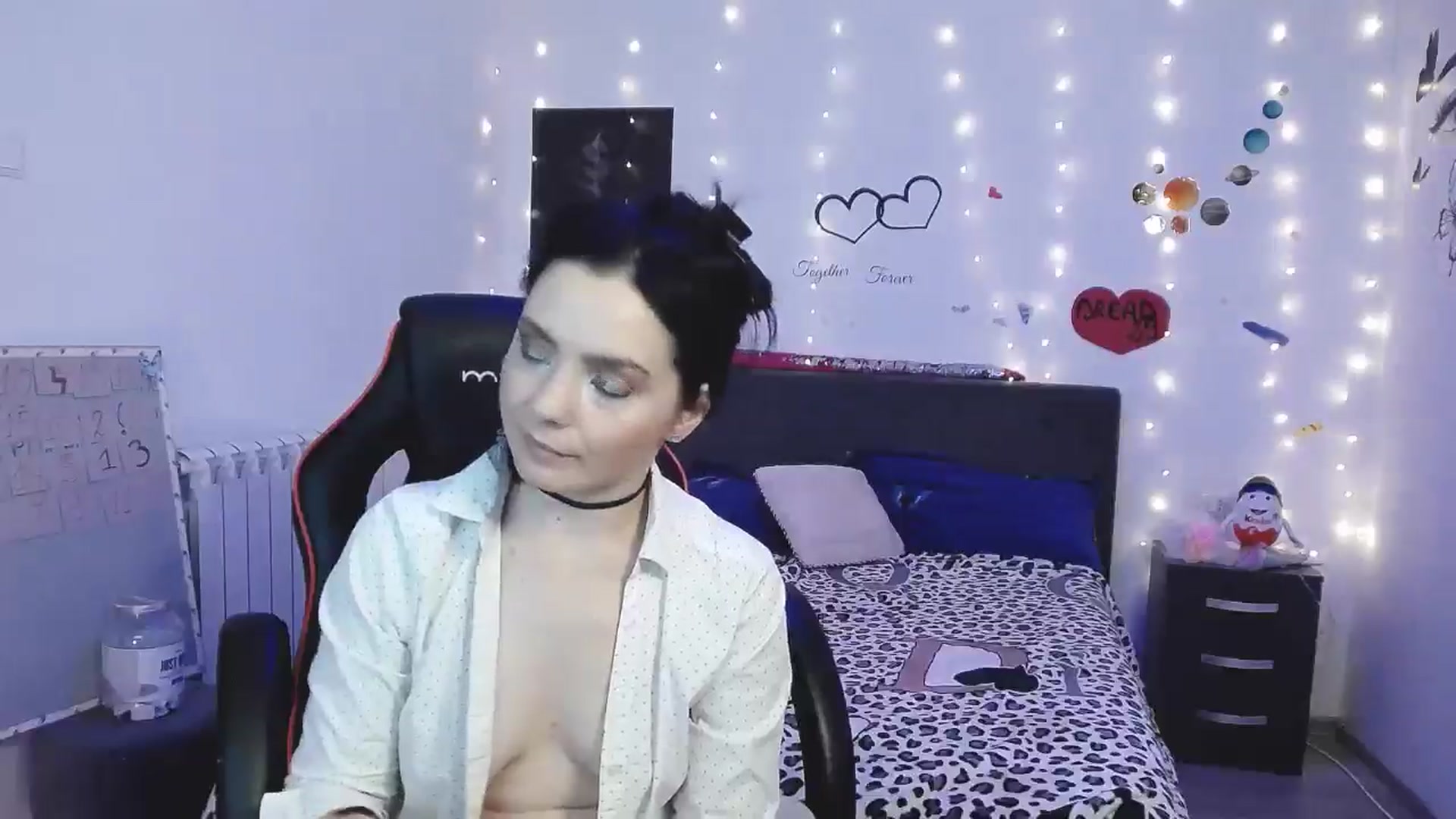 Gallery image thumbnail from YreneA's myfreecams stream on, 04/07/2025, 18:27 image 5 of 20