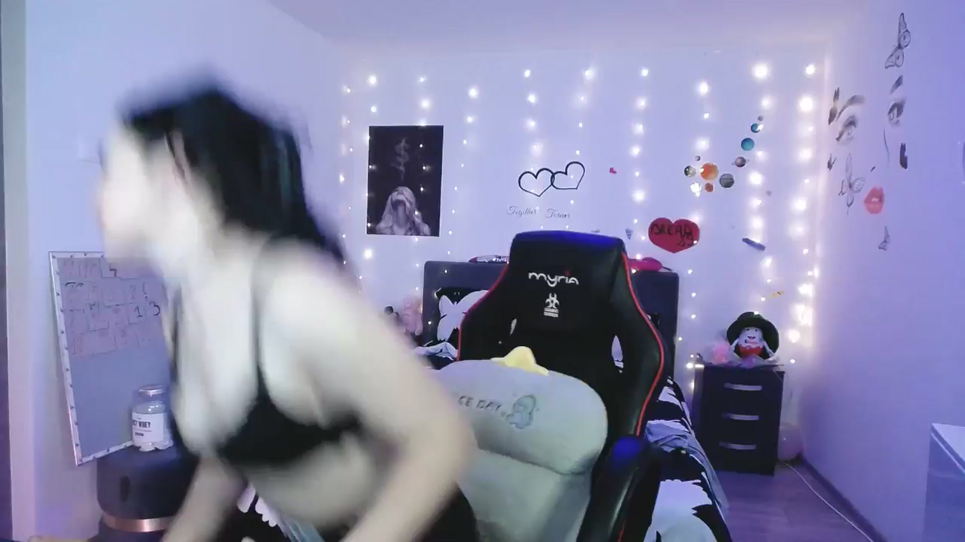 Gallery image thumbnail from YreneA's myfreecams stream on, 04/14/2025, 19:39 image 17 of 20