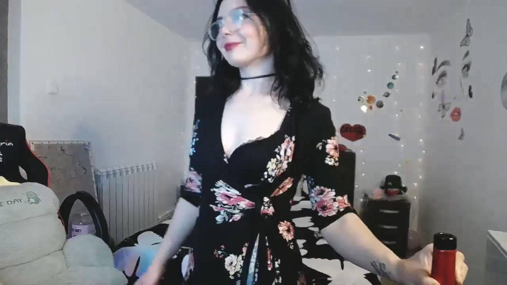 Gallery image thumbnail from YreneA's myfreecams stream on, 04/14/2025, 19:39 image 9 of 20
