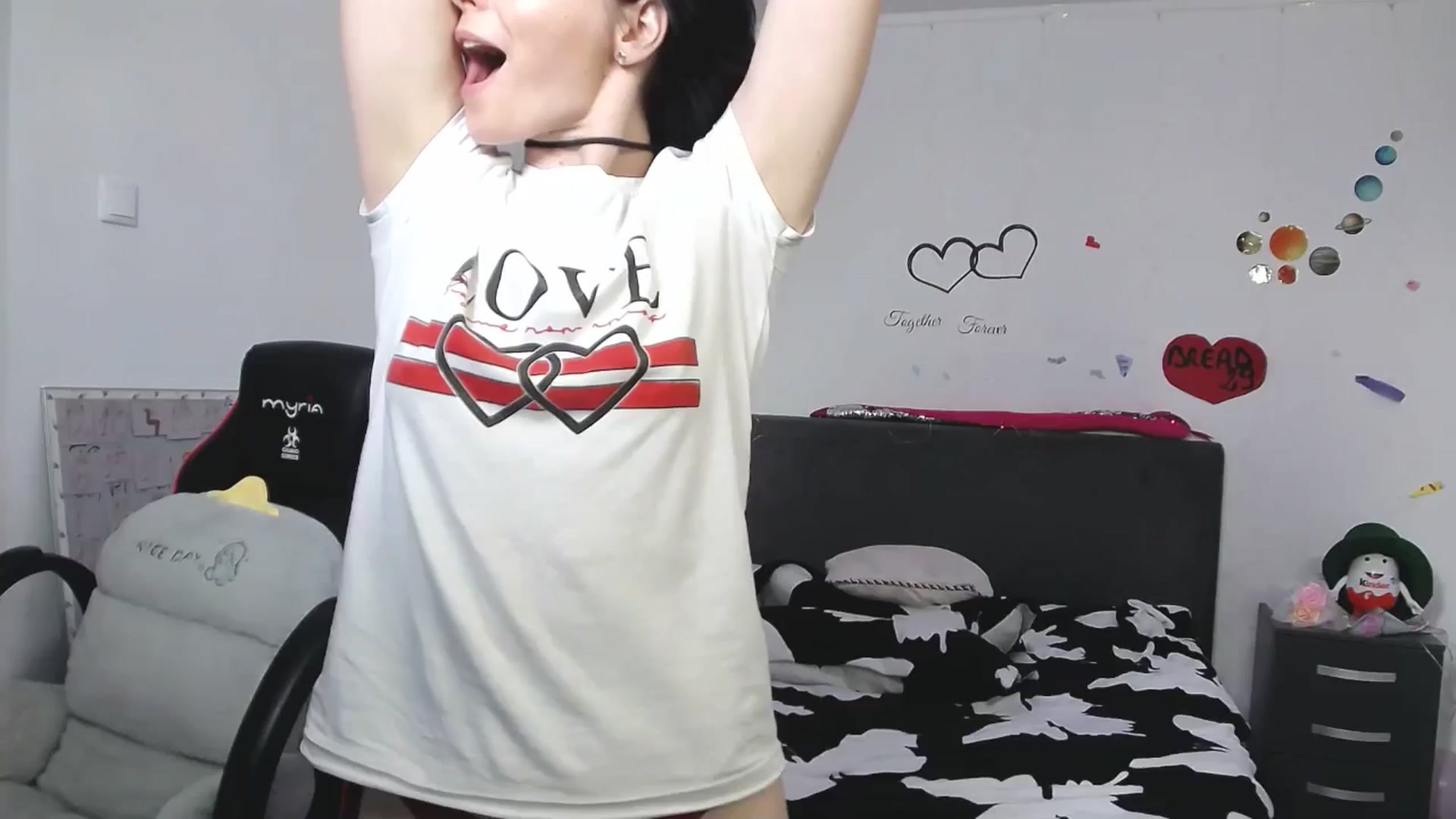 Gallery image thumbnail from YreneA's myfreecams stream on, 04/15/2025, 08:15 image 18 of 20