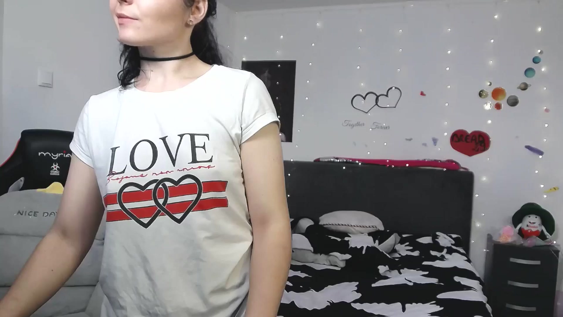 Gallery image thumbnail from YreneA's myfreecams stream on, 04/15/2025, 08:15 image 11 of 20