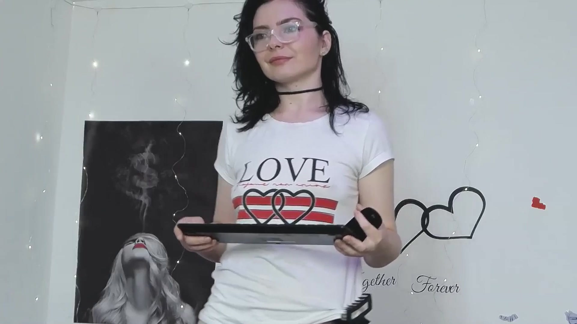 Gallery image thumbnail from YreneA's myfreecams stream on, 04/15/2025, 08:15 image 6 of 20