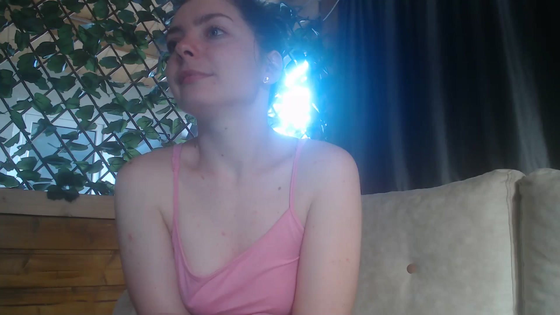 Gallery image thumbnail from YreneA's myfreecams stream on, 04/16/2025, 16:07 image 9 of 20