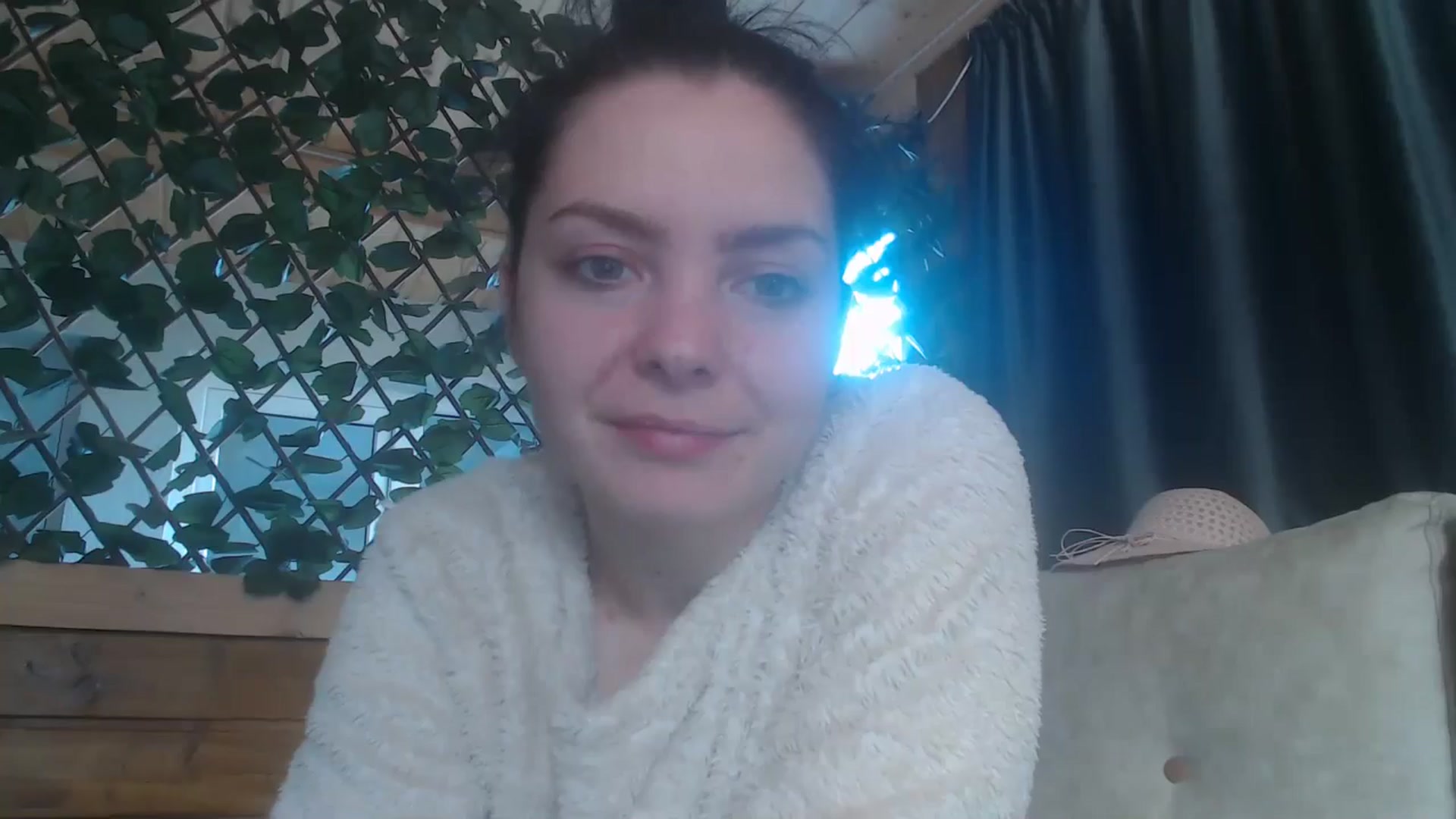 Gallery image thumbnail from YreneA's myfreecams stream on, 04/16/2025, 16:07 image 1 of 20