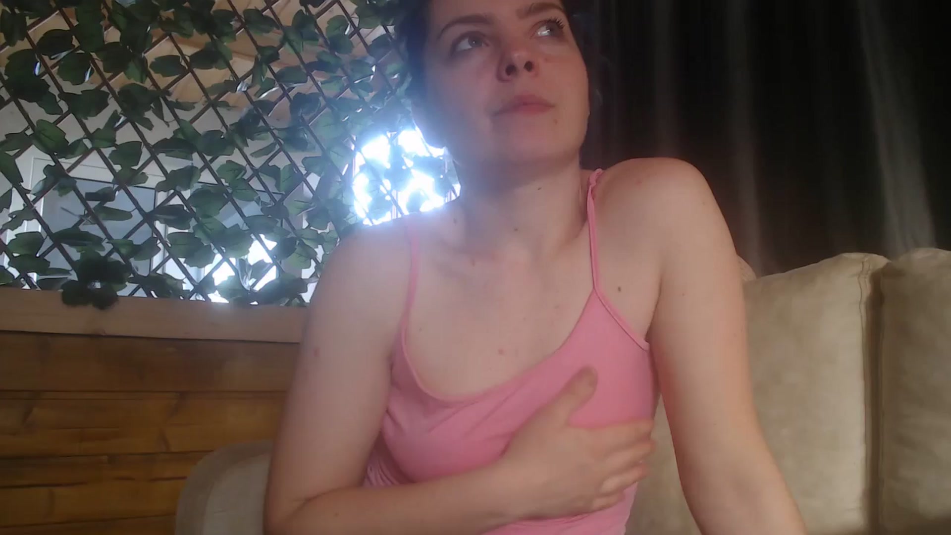 Gallery image thumbnail from YreneA's myfreecams stream on, 04/16/2025, 16:07 image 7 of 20