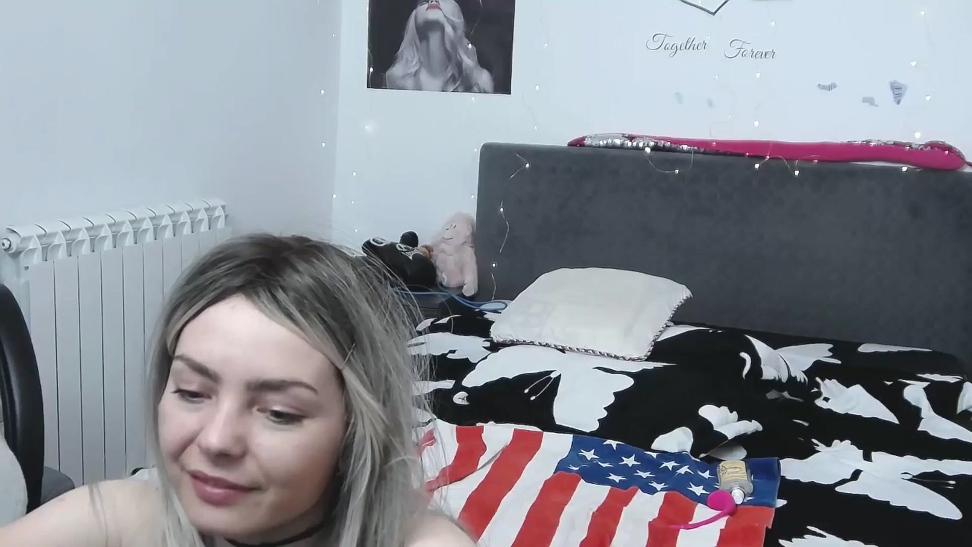 Gallery image thumbnail from YreneA's myfreecams stream on, 04/17/2025, 08:51 image 7 of 20