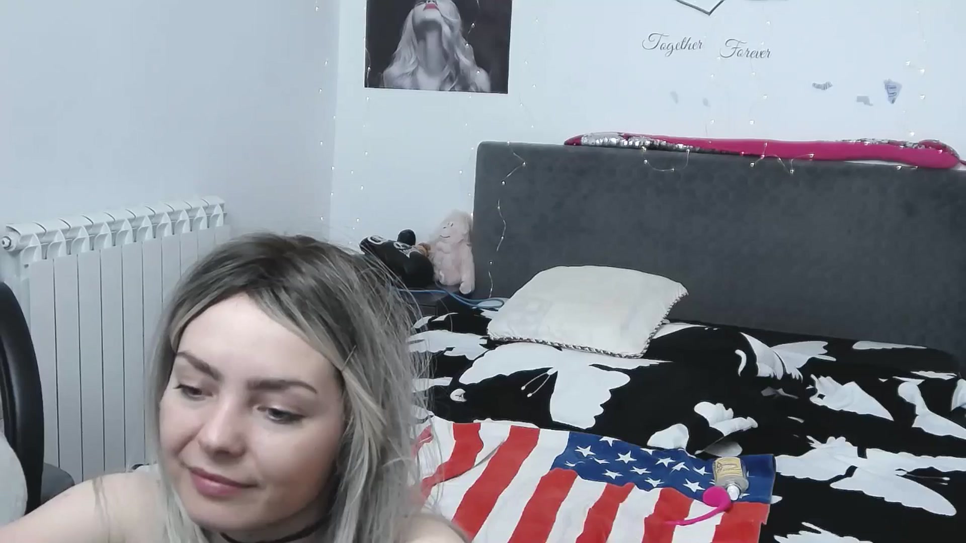 Gallery image thumbnail from YreneA's myfreecams stream on, 04/17/2025, 08:51 image 8 of 20