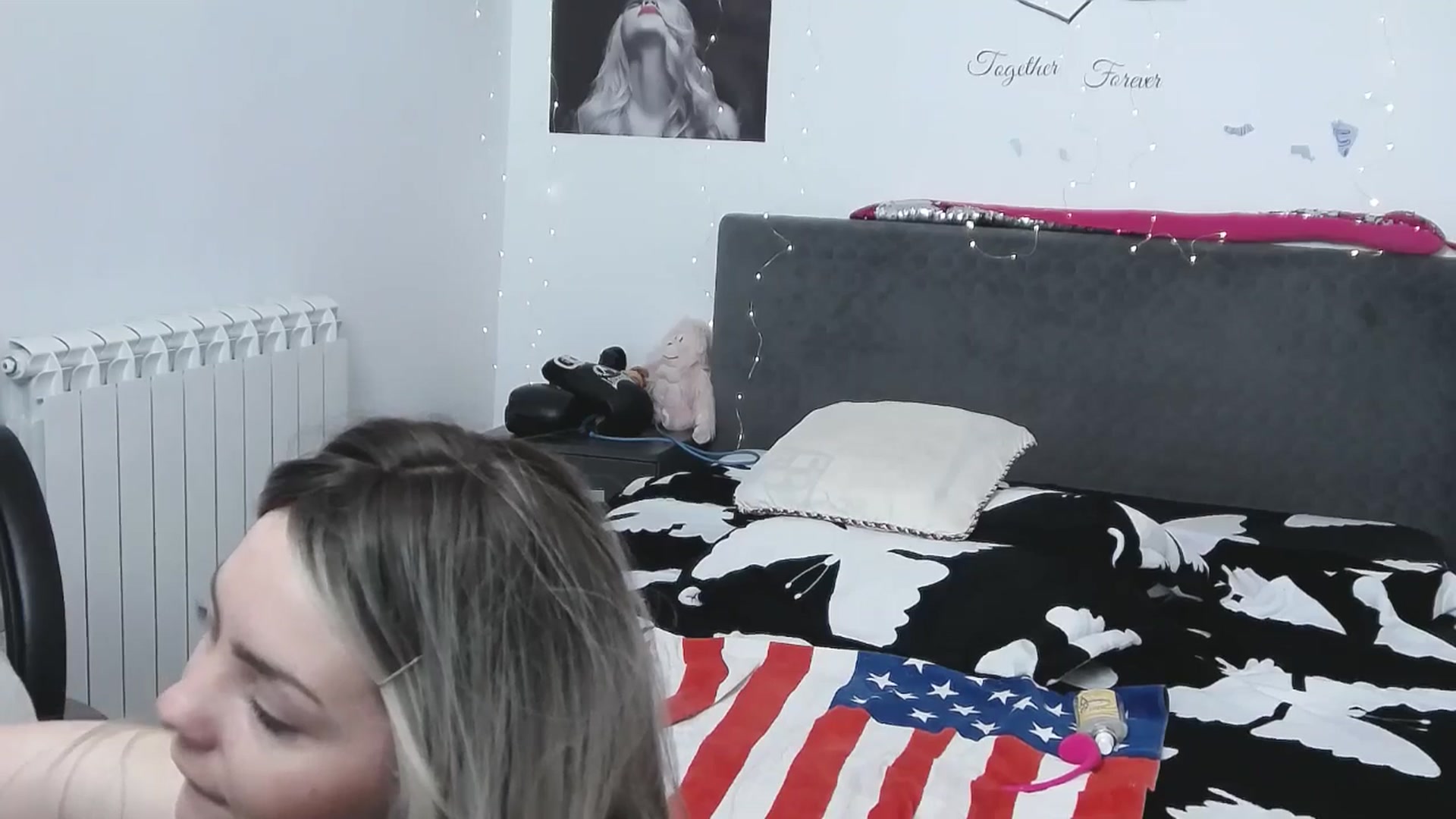 Gallery image thumbnail from YreneA's myfreecams stream on, 04/17/2025, 08:51 image 6 of 20