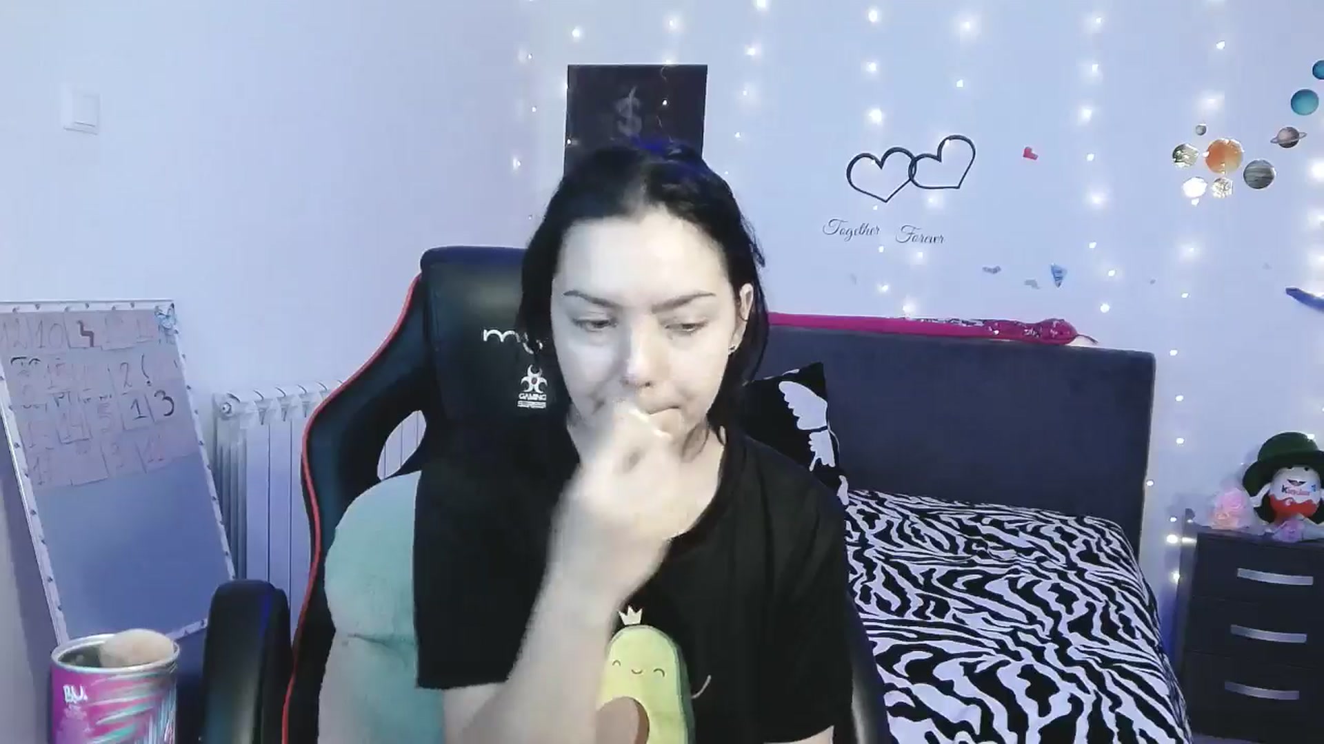 Gallery image thumbnail from YreneA's myfreecams stream on, 04/22/2025, 03:22 image 3 of 20
