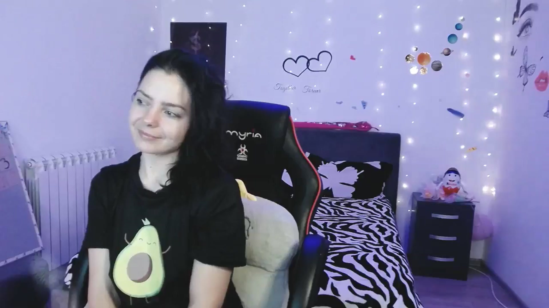 Gallery image thumbnail from YreneA's myfreecams stream on, 04/24/2025, 19:07 image 2 of 20