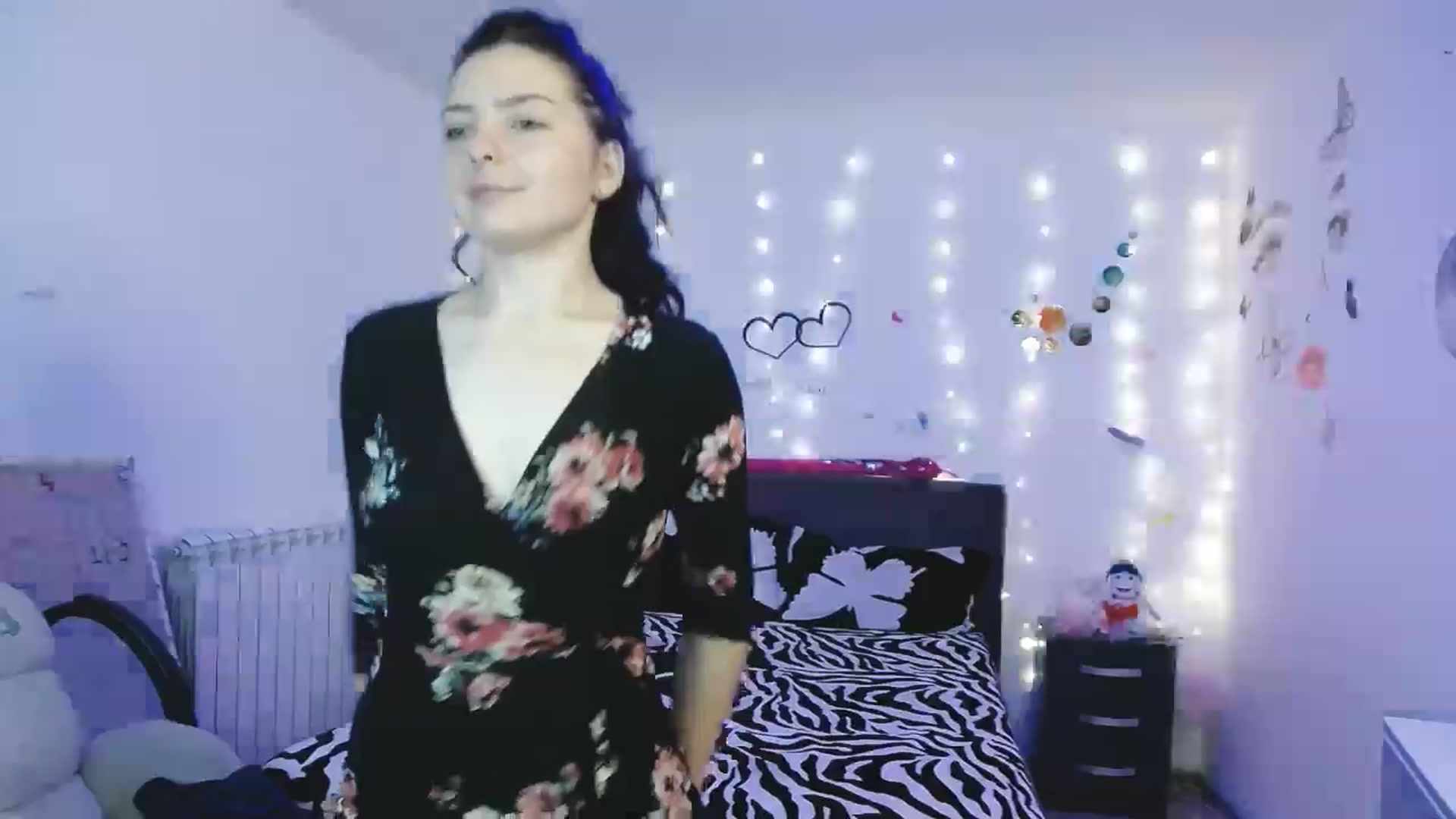 Gallery image thumbnail from YreneA's myfreecams stream on, 04/24/2025, 19:07 image 10 of 20