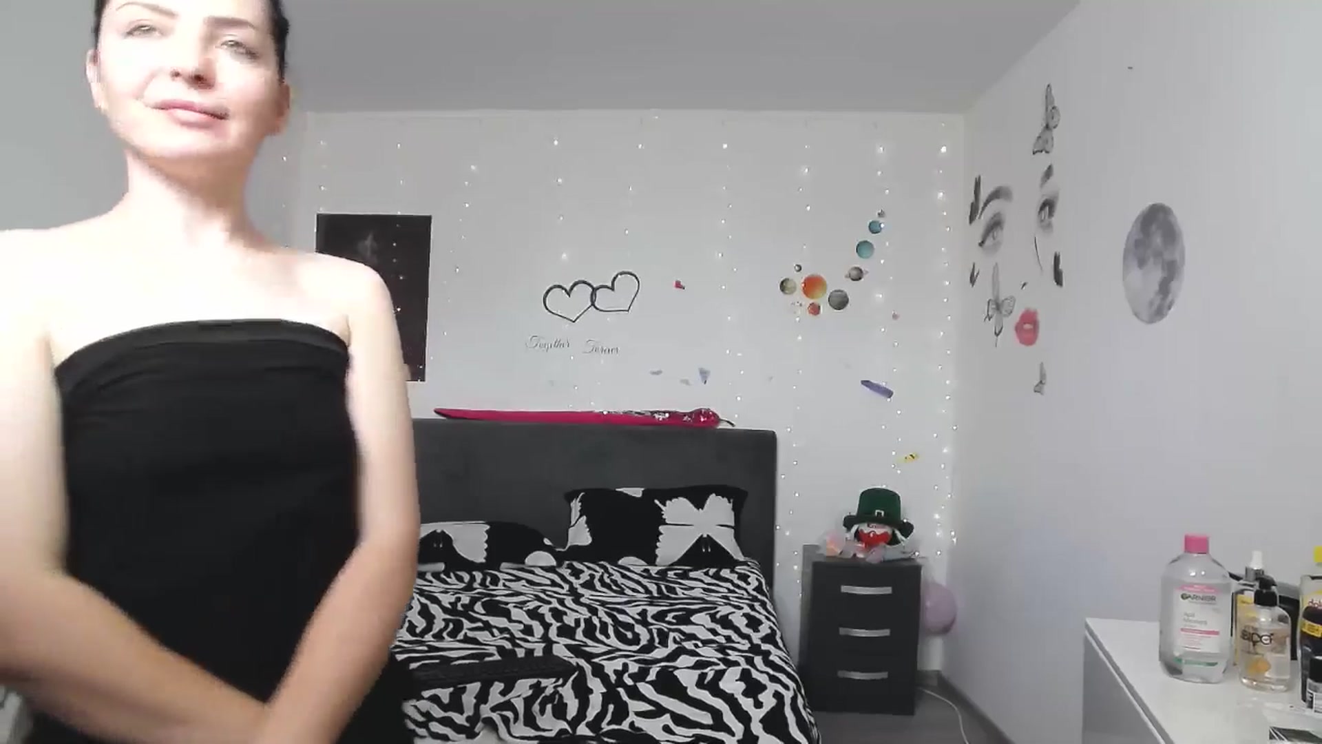 Gallery image thumbnail from YreneA's myfreecams stream on, 04/26/2025, 08:15 image 4 of 20