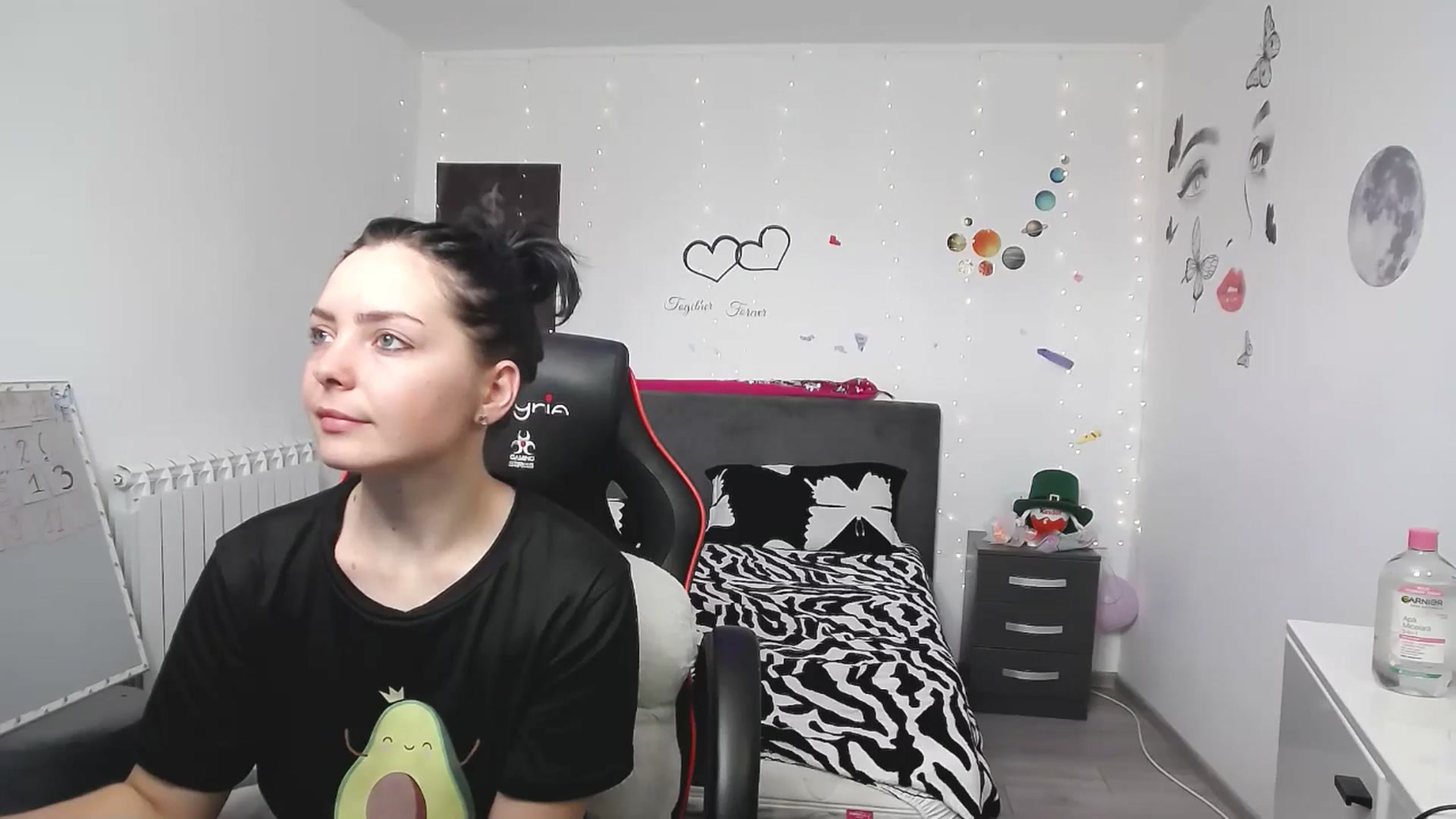 Gallery image thumbnail from YreneA's myfreecams stream on, 04/26/2025, 08:15 image 20 of 20