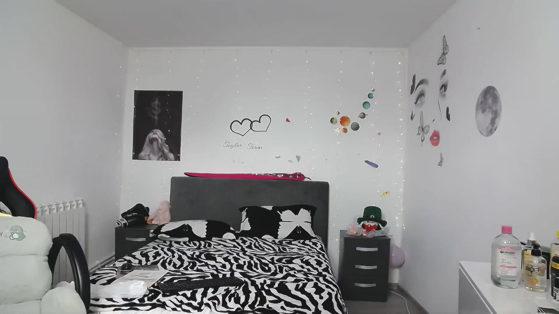 Gallery image thumbnail from YreneA's myfreecams stream on, 04/26/2025, 08:15 image 11 of 20