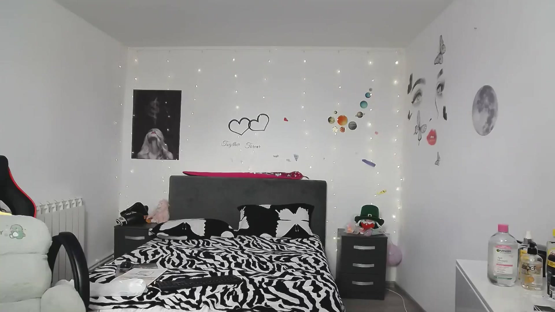 Gallery image thumbnail from YreneA's myfreecams stream on, 04/26/2025, 08:15 image 13 of 20