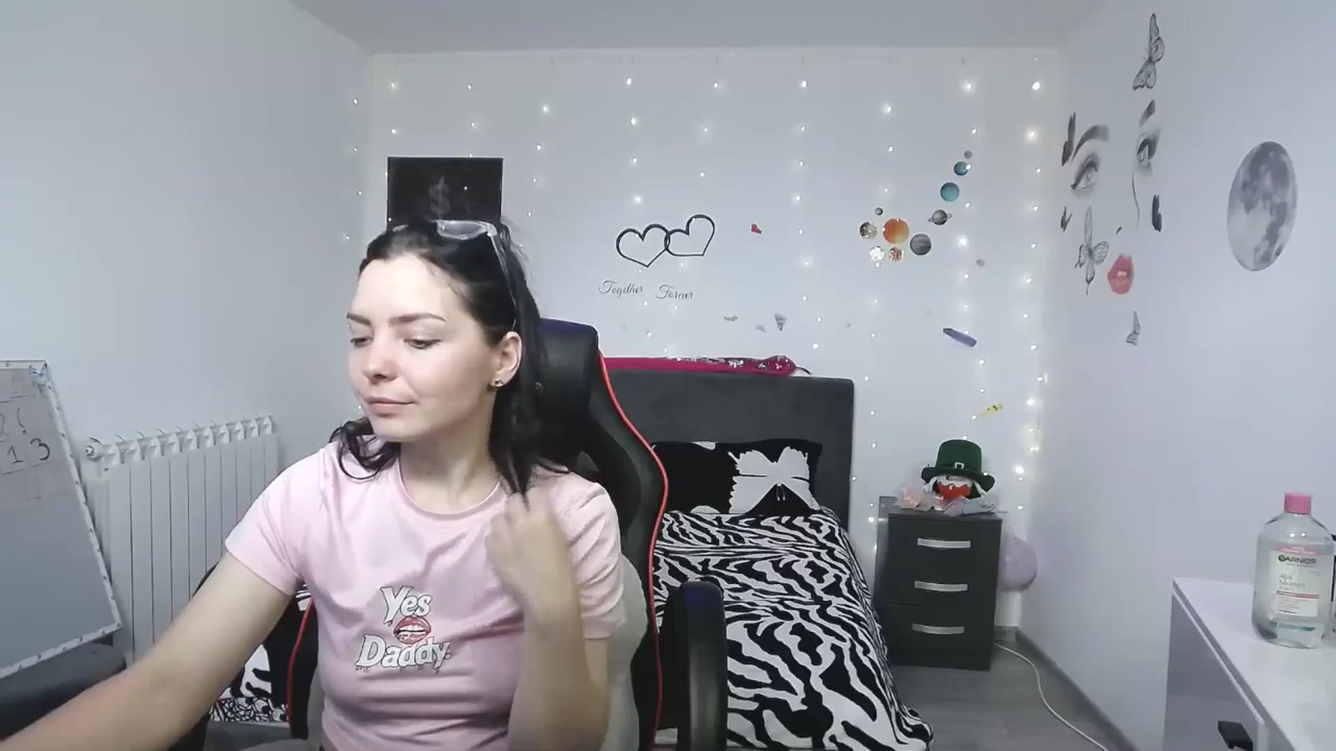 Gallery image thumbnail from YreneA's myfreecams stream on, 04/26/2025, 12:37 image 7 of 20