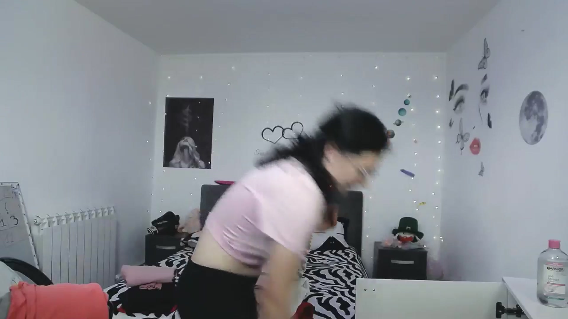 Gallery image thumbnail from YreneA's myfreecams stream on, 04/26/2025, 12:37 image 5 of 20
