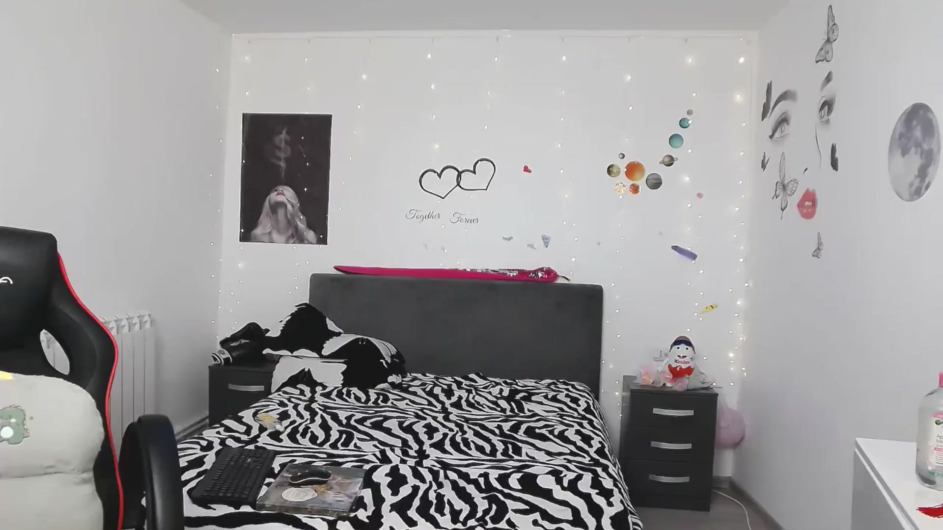 Gallery image thumbnail from YreneA's myfreecams stream on, 04/27/2025, 06:57 image 6 of 20
