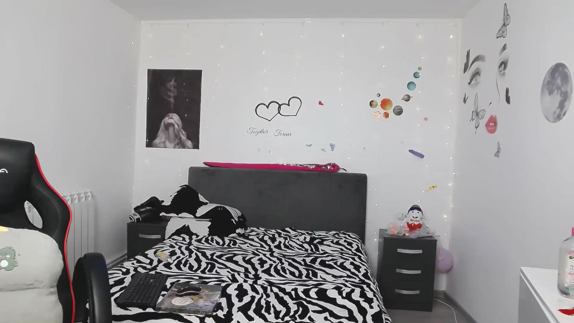 Gallery image thumbnail from YreneA's myfreecams stream on, 04/27/2025, 06:57 image 7 of 20