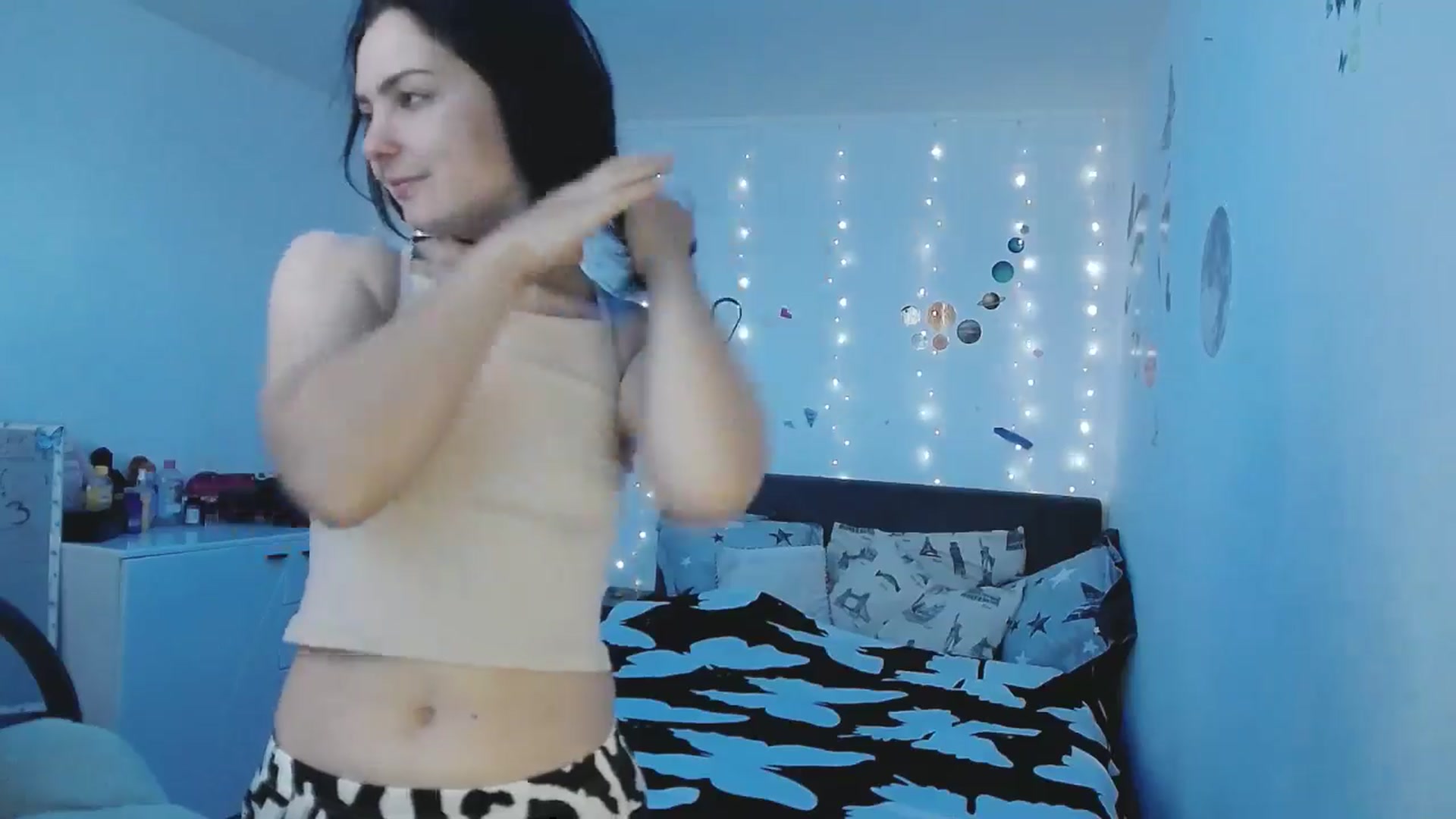 Gallery image thumbnail from YreneA's myfreecams stream on, 04/28/2025, 04:04 image 6 of 20