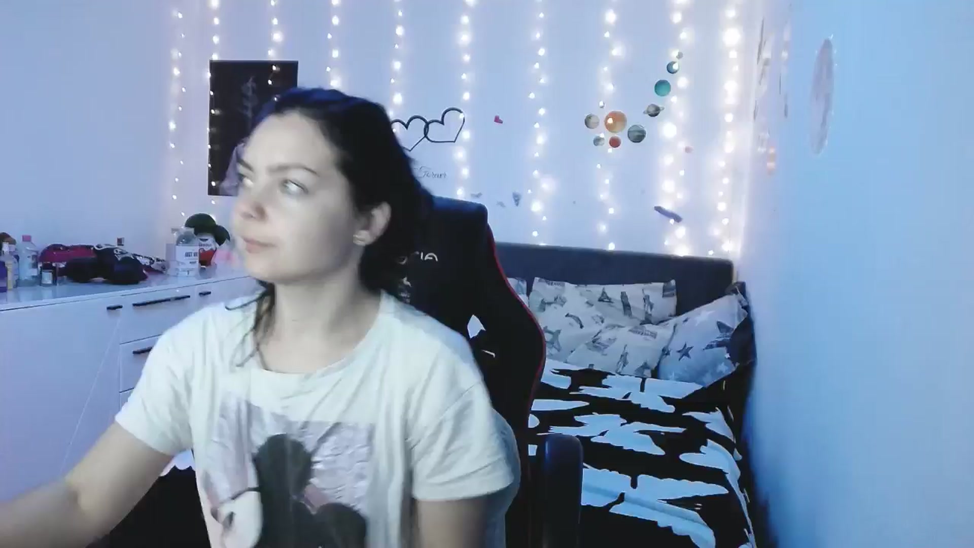 Gallery image thumbnail from YreneA's myfreecams stream on, 04/28/2025, 04:04 image 1 of 20