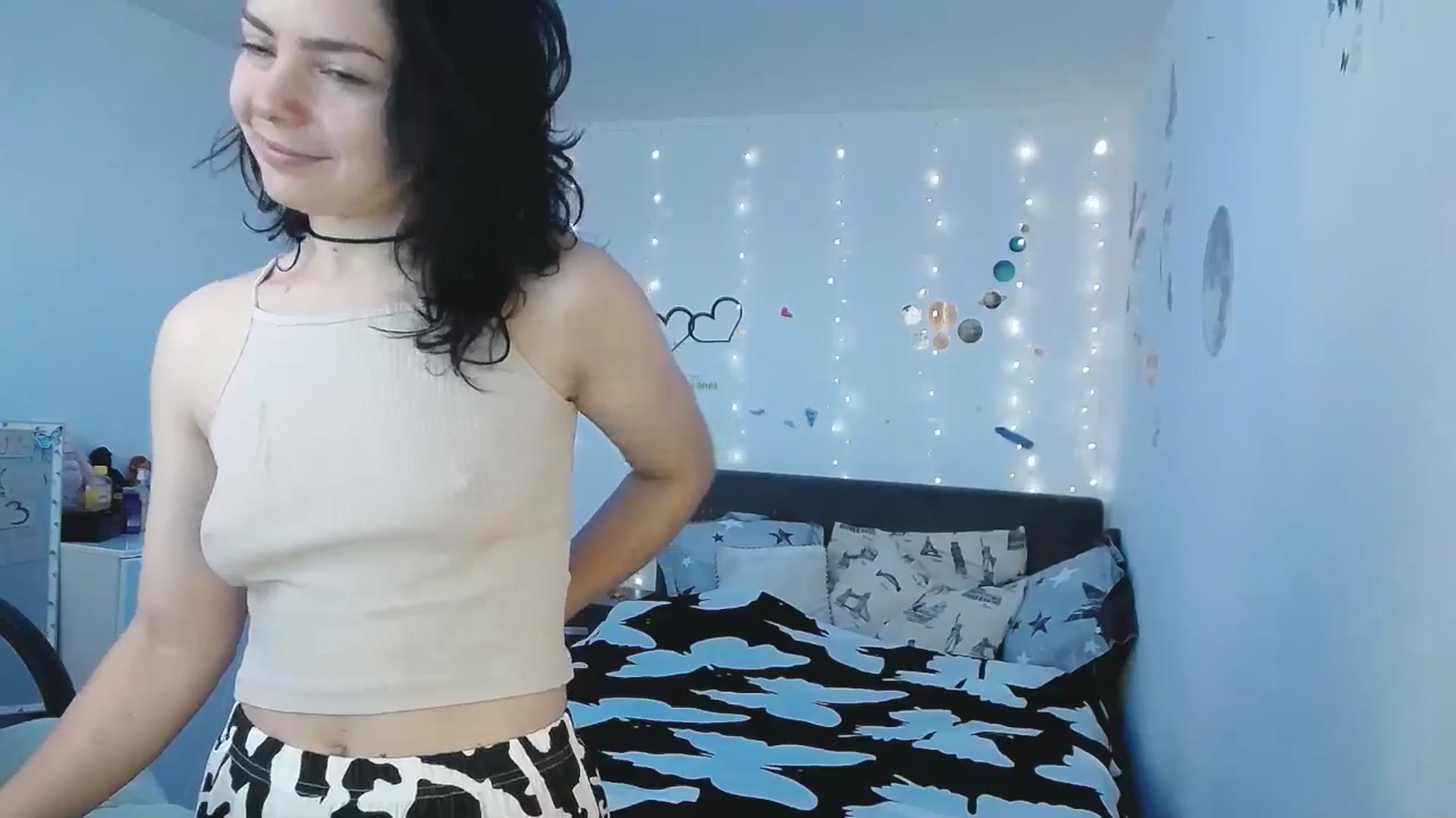 Gallery image thumbnail from YreneA's myfreecams stream on, 04/28/2025, 04:04 image 8 of 20