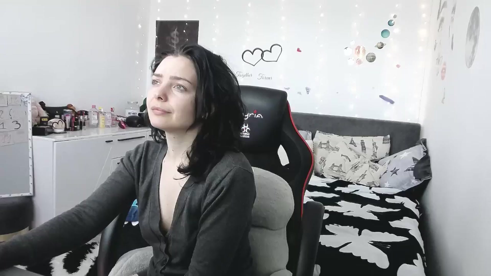 Gallery image thumbnail from YreneA's myfreecams stream on, 04/28/2025, 14:20 image 2 of 20