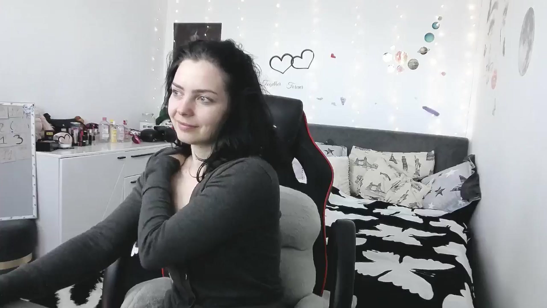 Gallery image thumbnail from YreneA's myfreecams stream on, 04/28/2025, 14:20 image 3 of 20