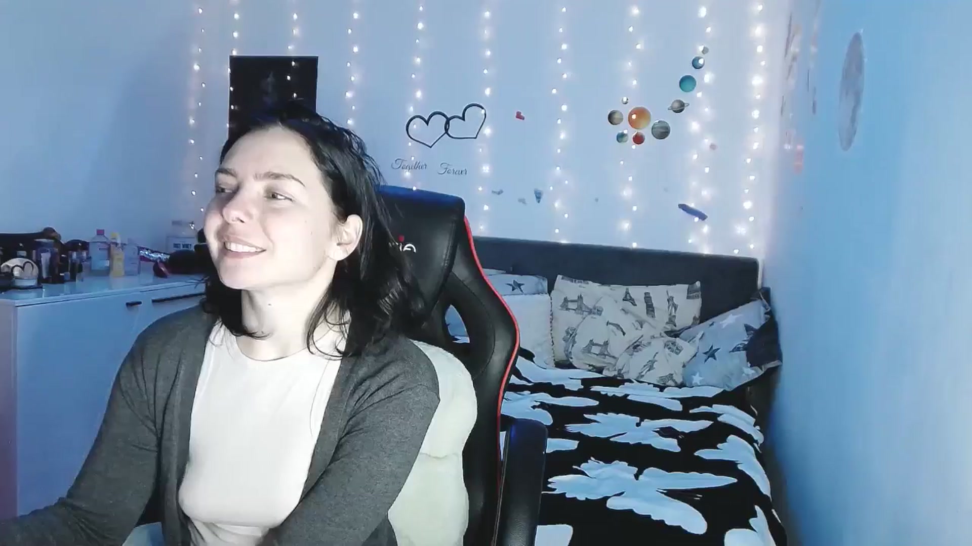 Gallery image thumbnail from YreneA's myfreecams stream on, 04/28/2025, 19:00 image 19 of 20