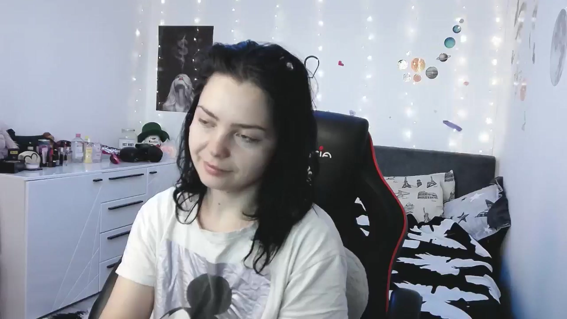 Gallery image thumbnail from YreneA's myfreecams stream on, 04/29/2025, 03:39 image 3 of 20