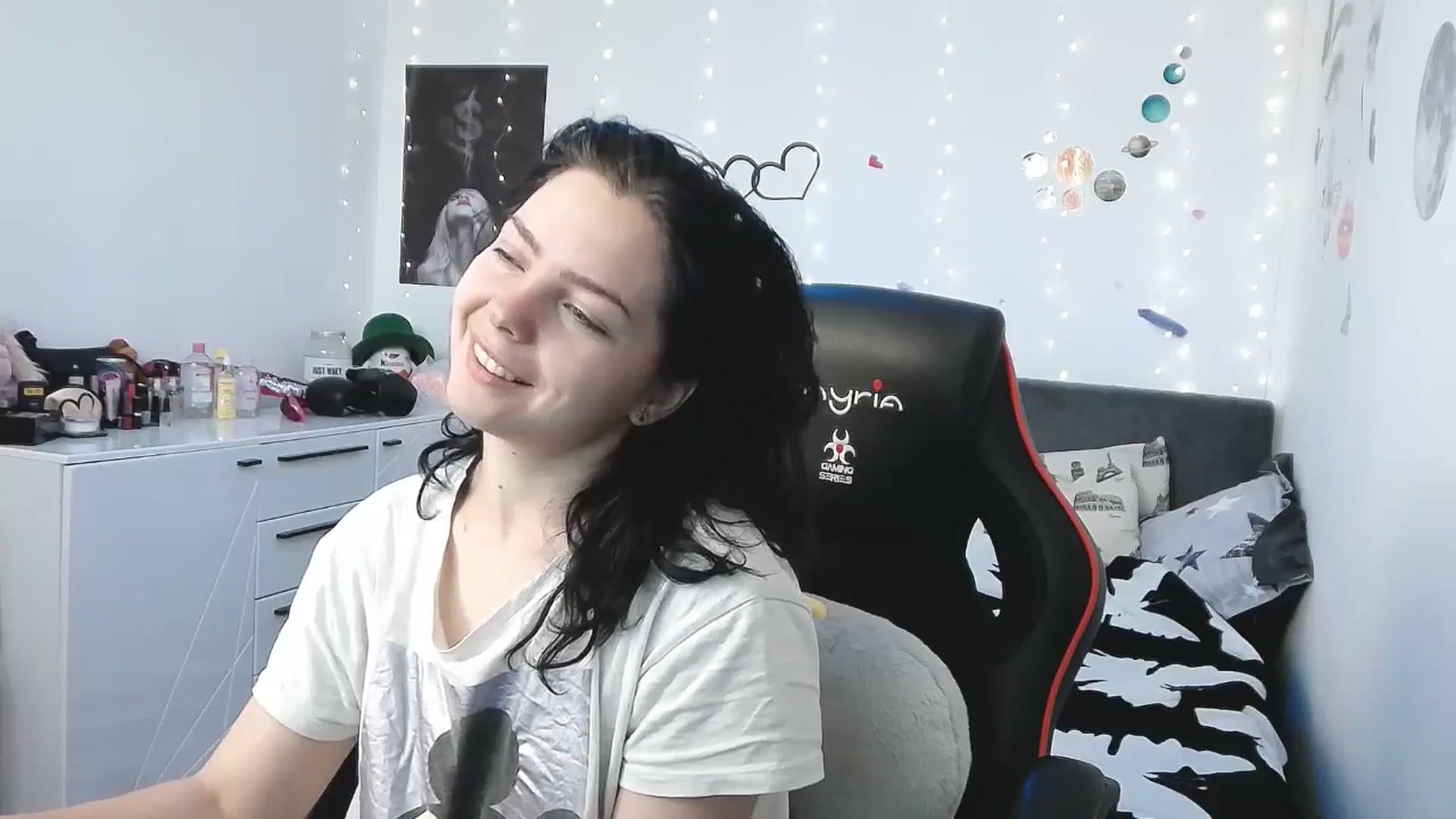 Gallery image thumbnail from YreneA's myfreecams stream on, 04/29/2025, 03:39 image 20 of 20