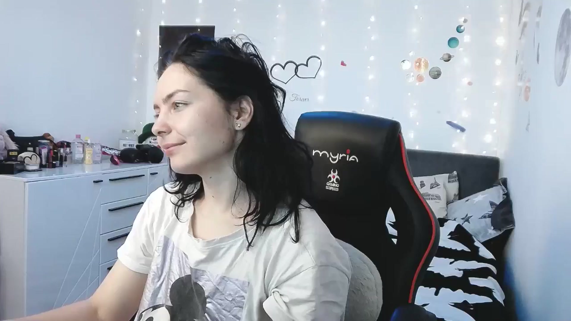 Gallery image thumbnail from YreneA's myfreecams stream on, 04/29/2025, 03:39 image 6 of 20