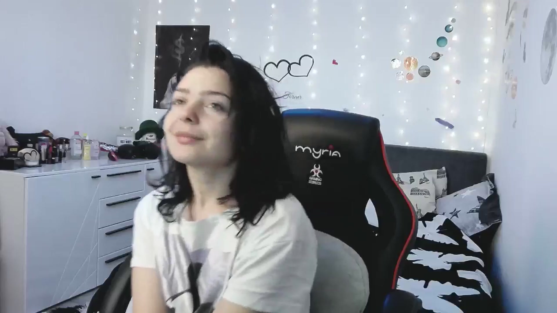 Gallery image thumbnail from YreneA's myfreecams stream on, 04/29/2025, 03:39 image 5 of 20