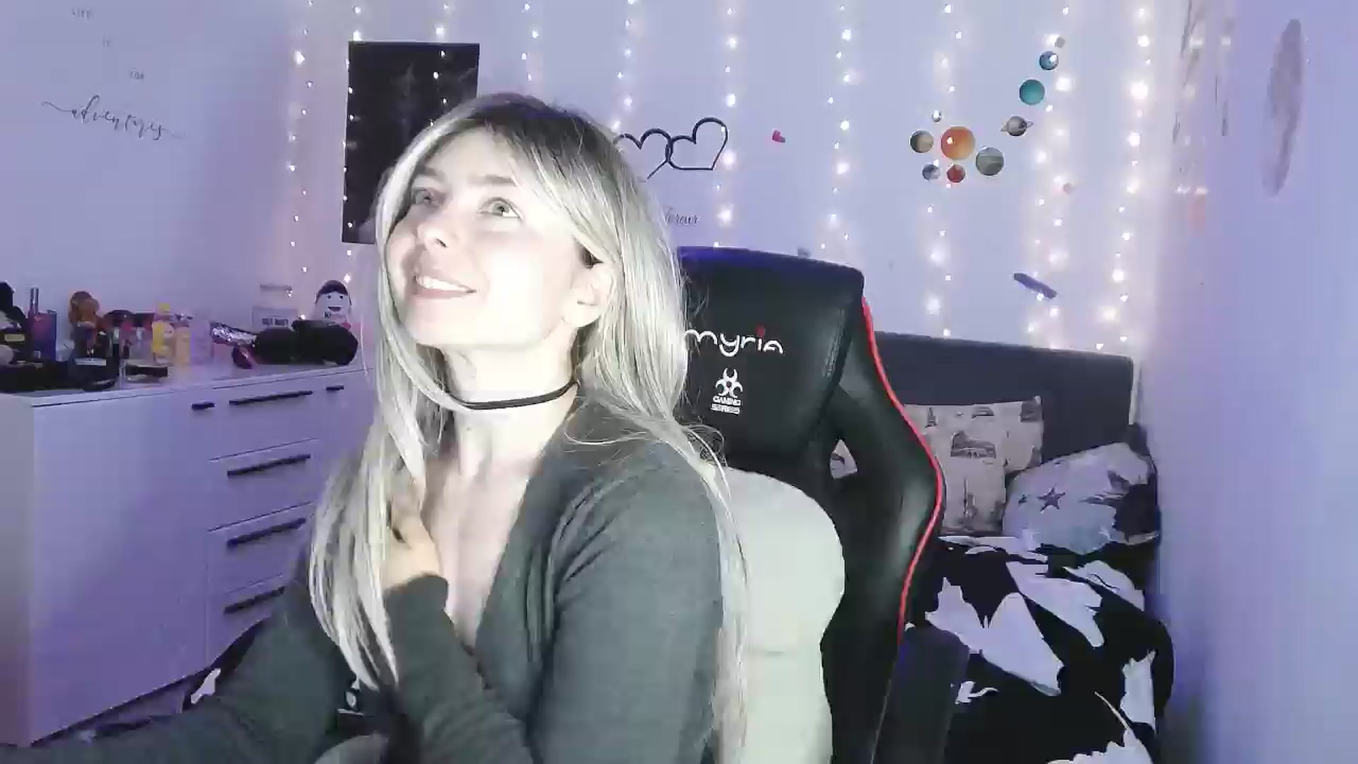 Gallery image thumbnail from YreneA's myfreecams stream on, 05/01/2025, 19:17 image 4 of 20