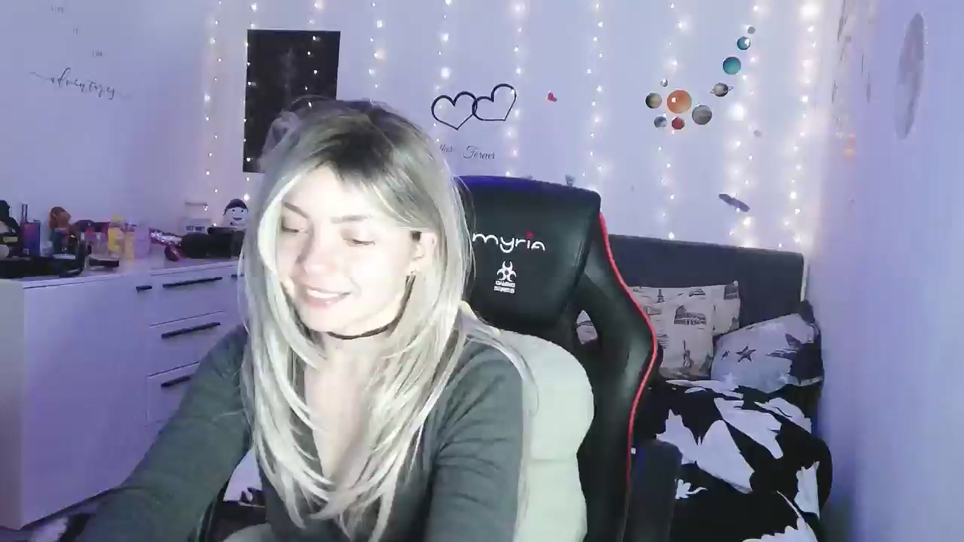 Gallery image thumbnail from YreneA's myfreecams stream on, 05/01/2025, 19:17 image 3 of 20
