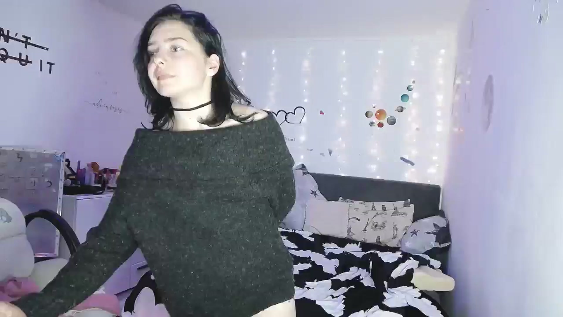 Gallery image thumbnail from YreneA's myfreecams stream on, 05/02/2025, 20:00 image 15 of 20