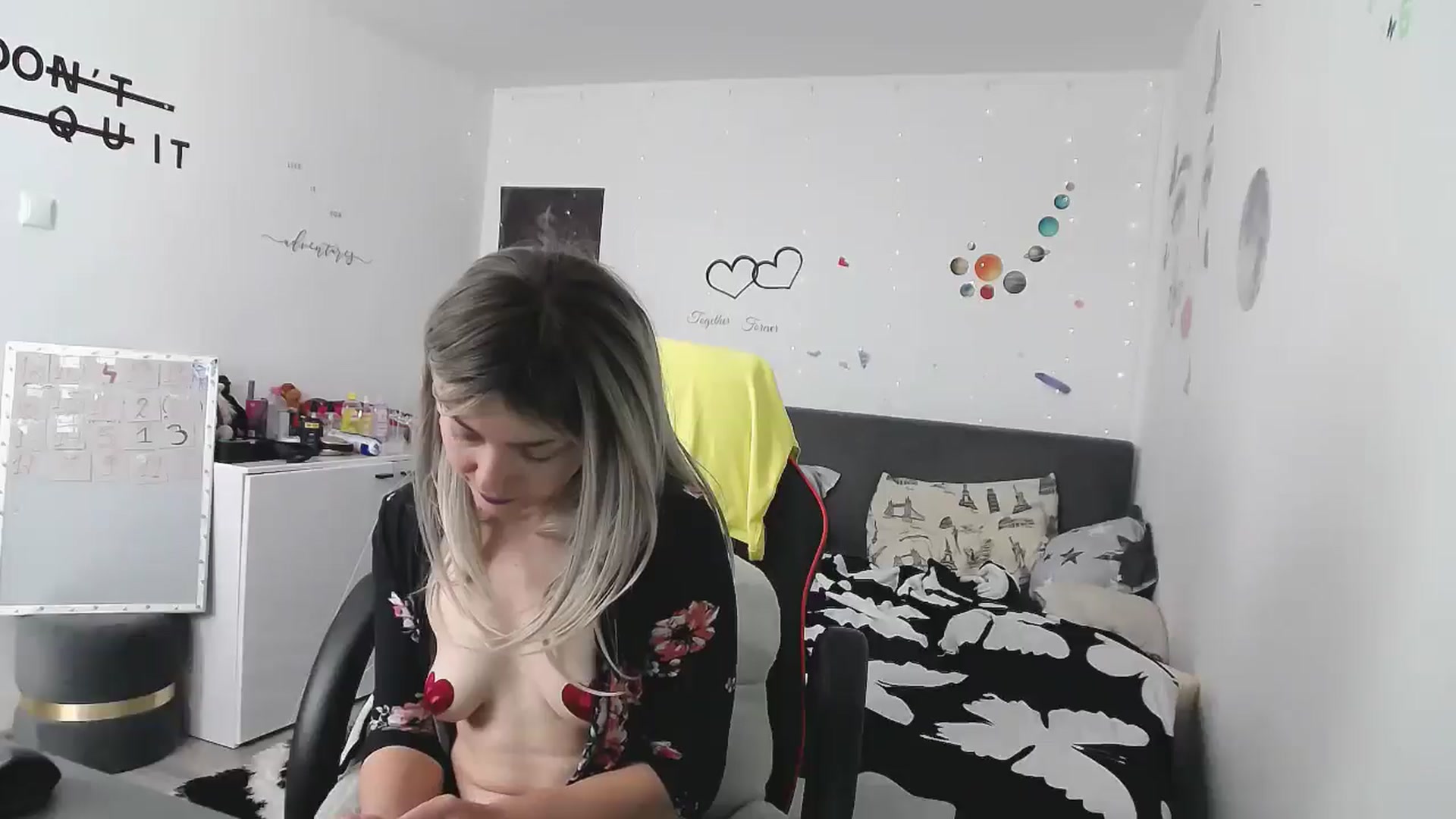 Gallery image thumbnail from YreneA's myfreecams stream on, 05/03/2025, 07:59 image 9 of 20