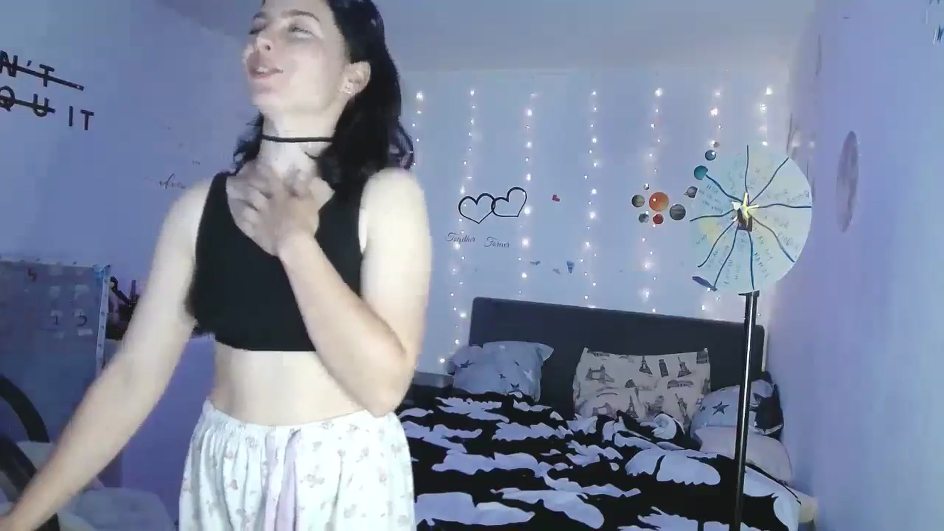 Gallery image thumbnail from YreneA's myfreecams stream on, 05/03/2025, 19:10 image 6 of 20