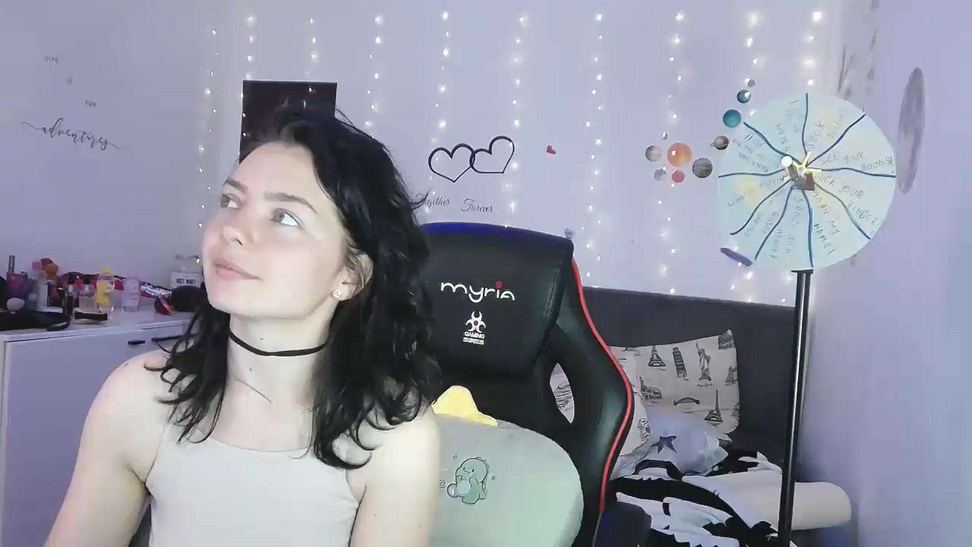 Gallery image thumbnail from YreneA's myfreecams stream on, 05/05/2025, 08:10 image 14 of 20