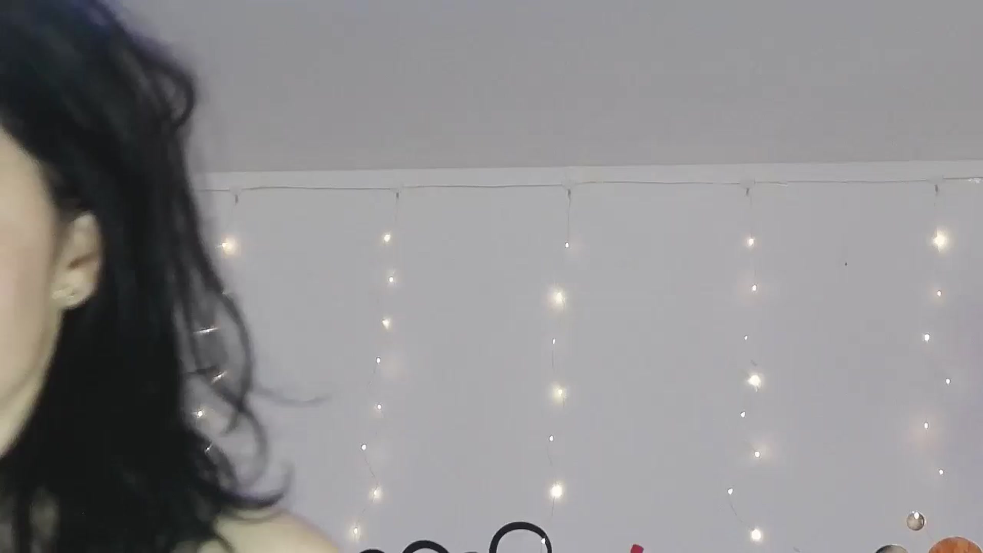 Gallery image thumbnail from YreneA's myfreecams stream on, 05/05/2025, 08:10 image 1 of 20