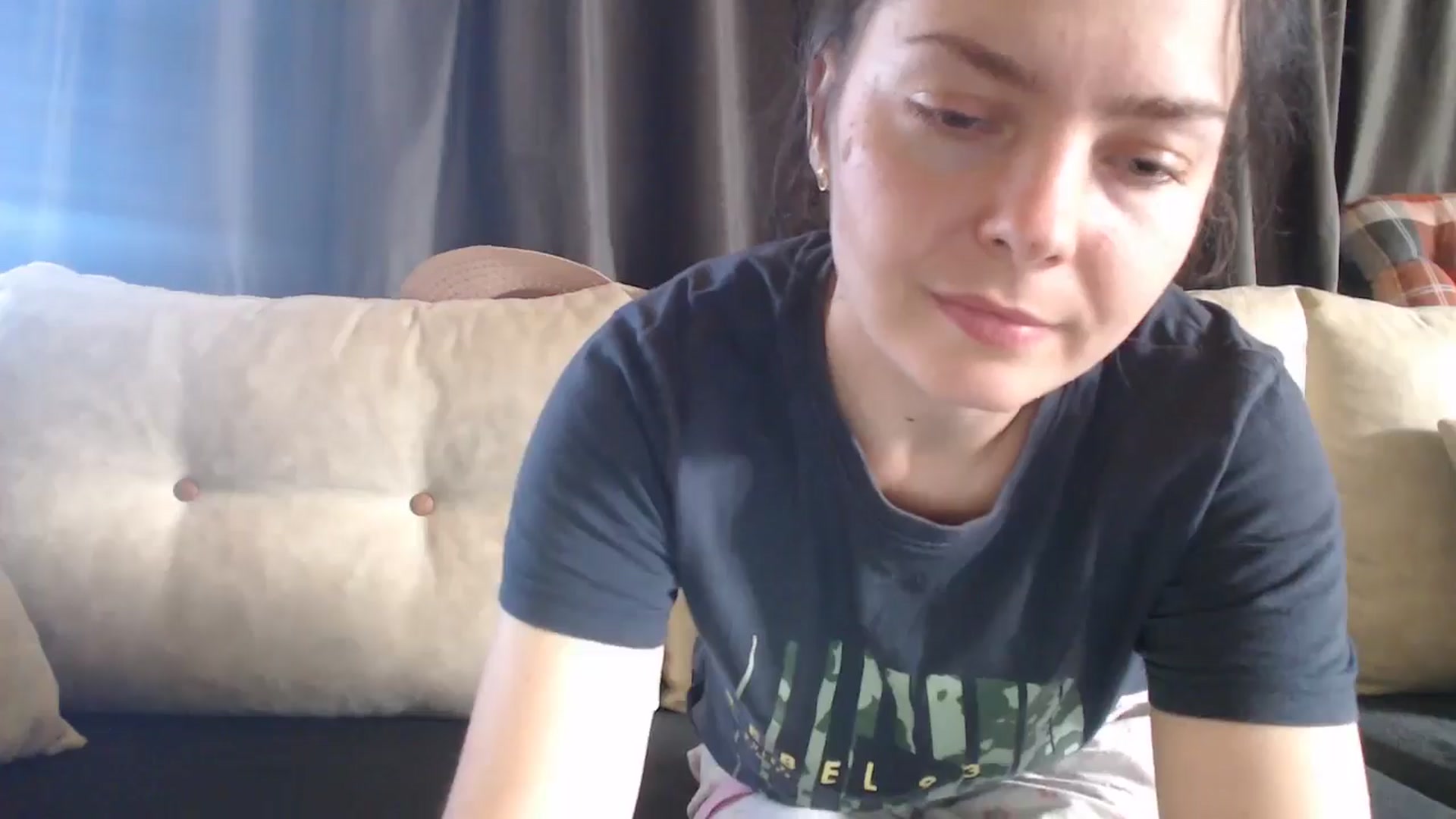 Gallery image thumbnail from YreneA's myfreecams stream on, 05/05/2025, 15:10 image 17 of 20