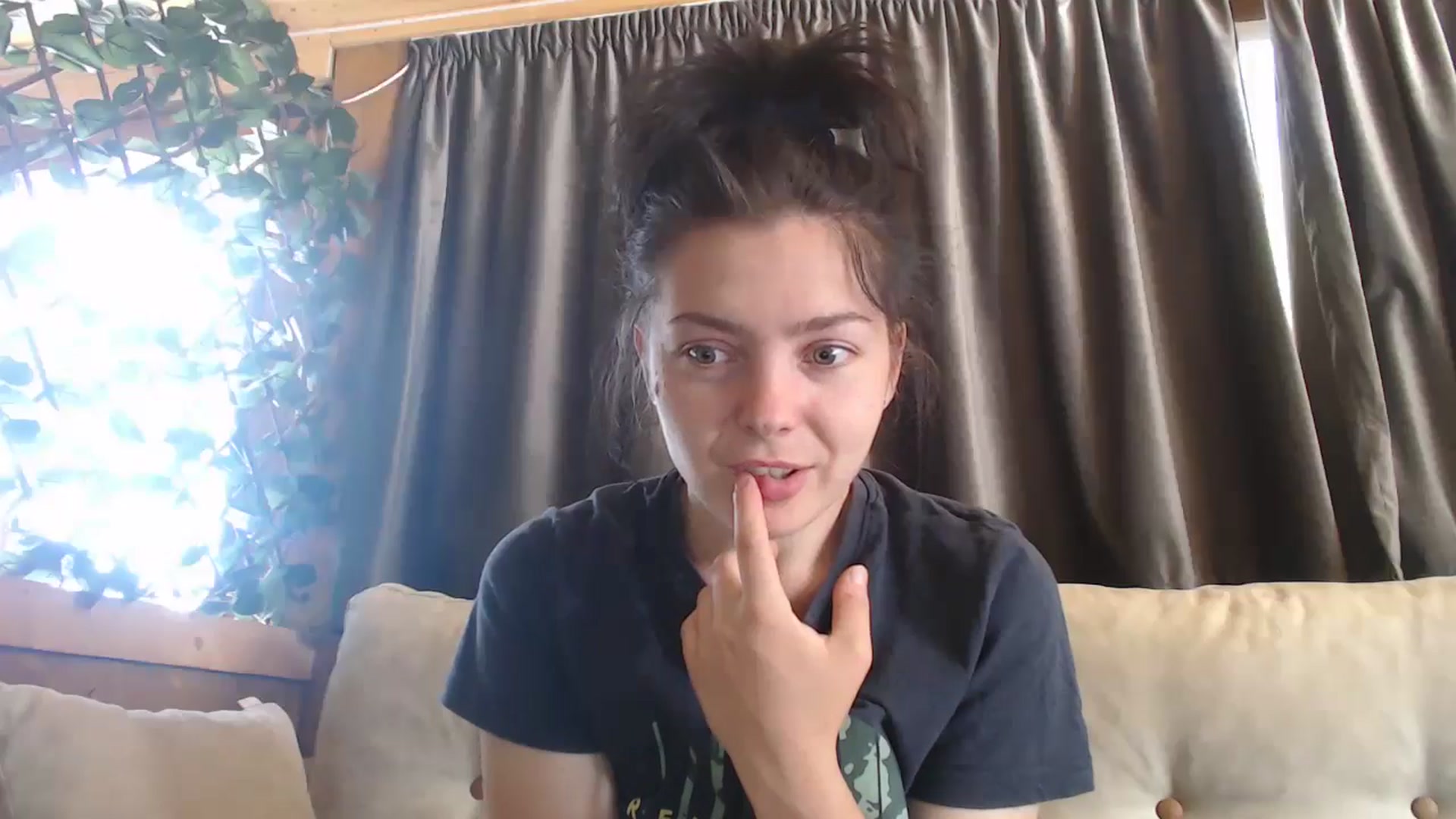 Gallery image thumbnail from YreneA's myfreecams stream on, 05/05/2025, 15:10 image 4 of 20