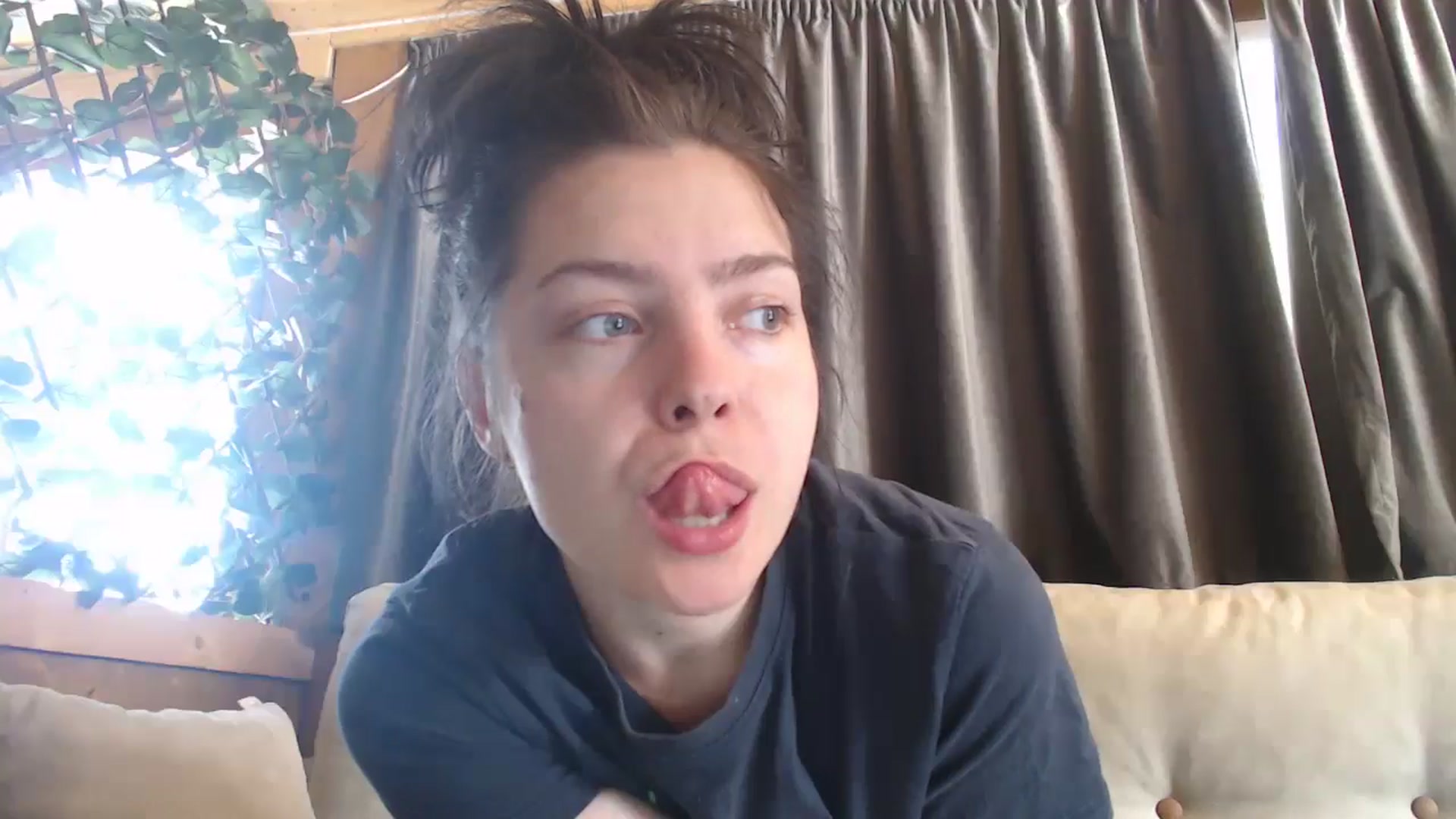 Gallery image thumbnail from YreneA's myfreecams stream on, 05/05/2025, 15:10 image 3 of 20